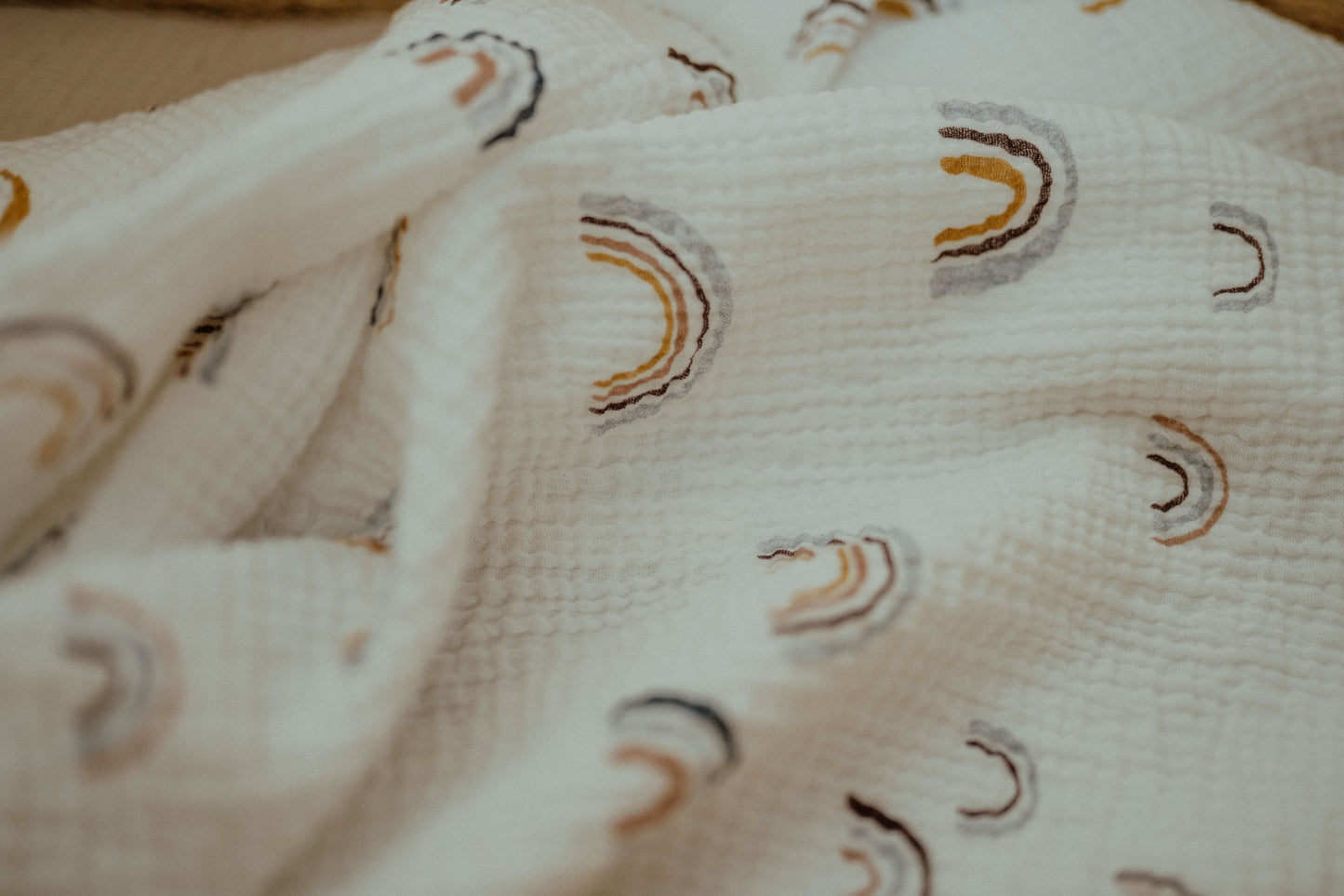 Organic Cotton Muslin Swaddle – Rainbow | ba.be.O Canada