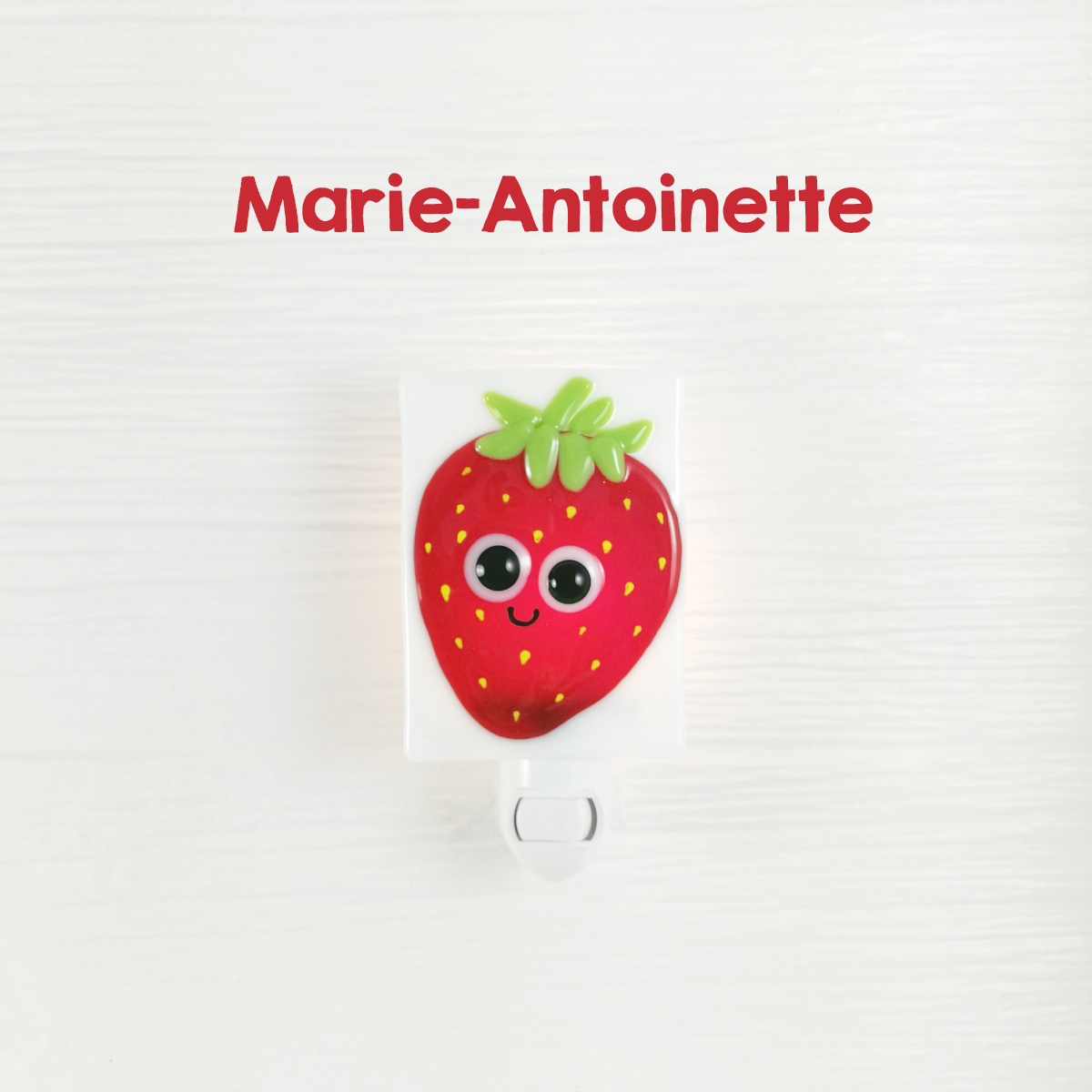 Baby Blankie - Marie-Antoinette the Strawberry - Veille sur toi
