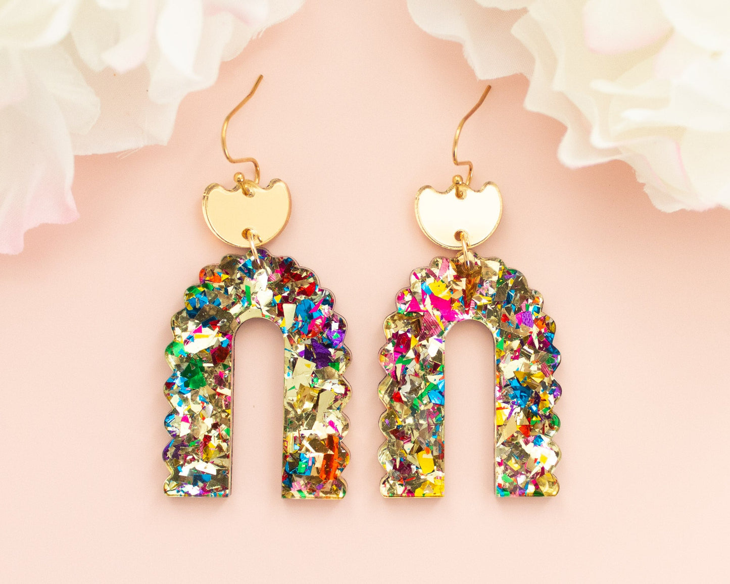 Scallop Arch Gold Geometric Earrings