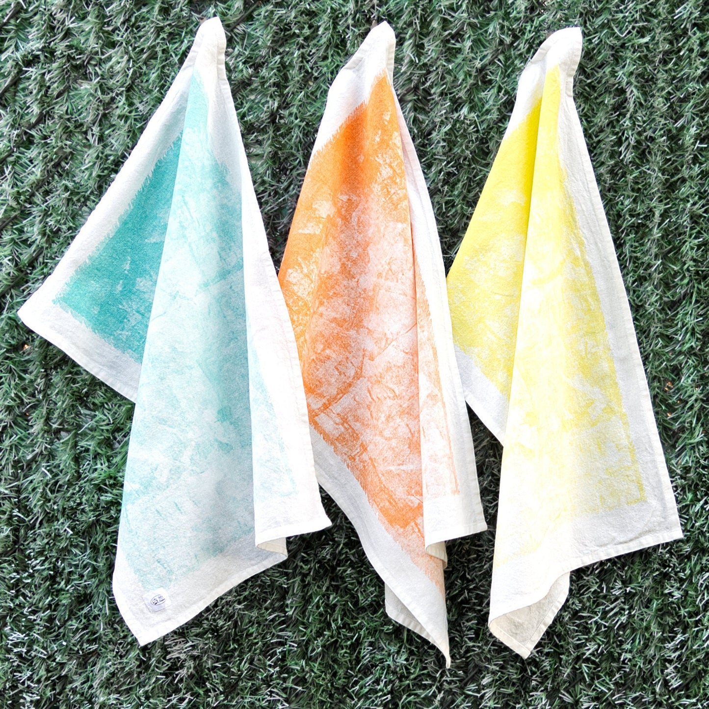 Retro Tie-Dye Kitchen Towels: Set of 3