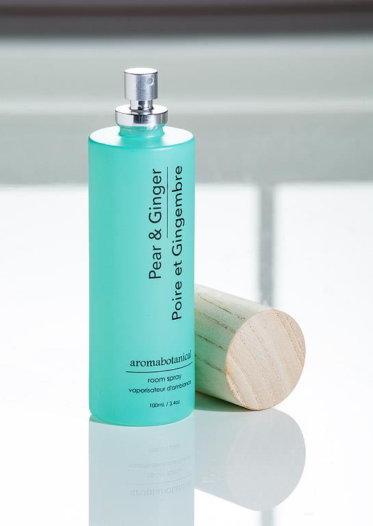 Pear Ginger Room Spray with Fresh Spice & Amber Scent by Aromabotanical