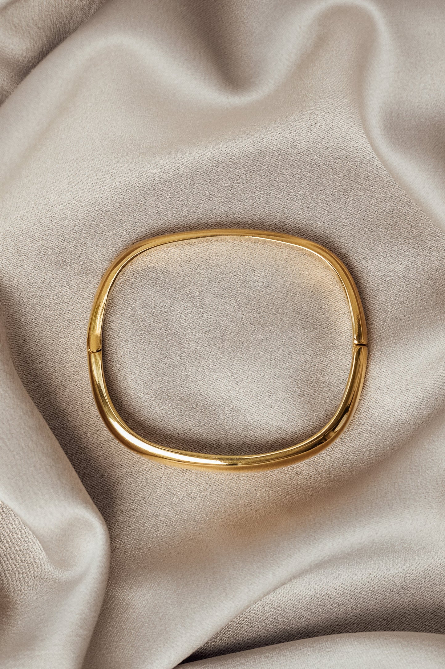 The Vera Bangle