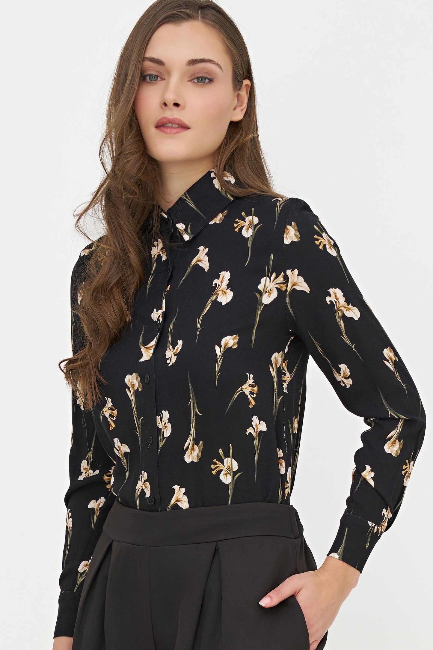 Women's Woven Shirt
