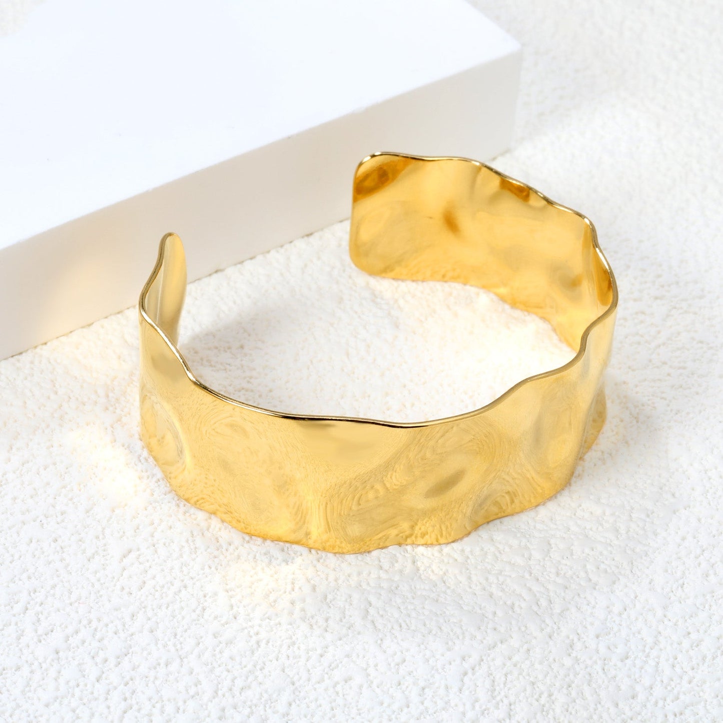Radiant Harmony Open Bangle