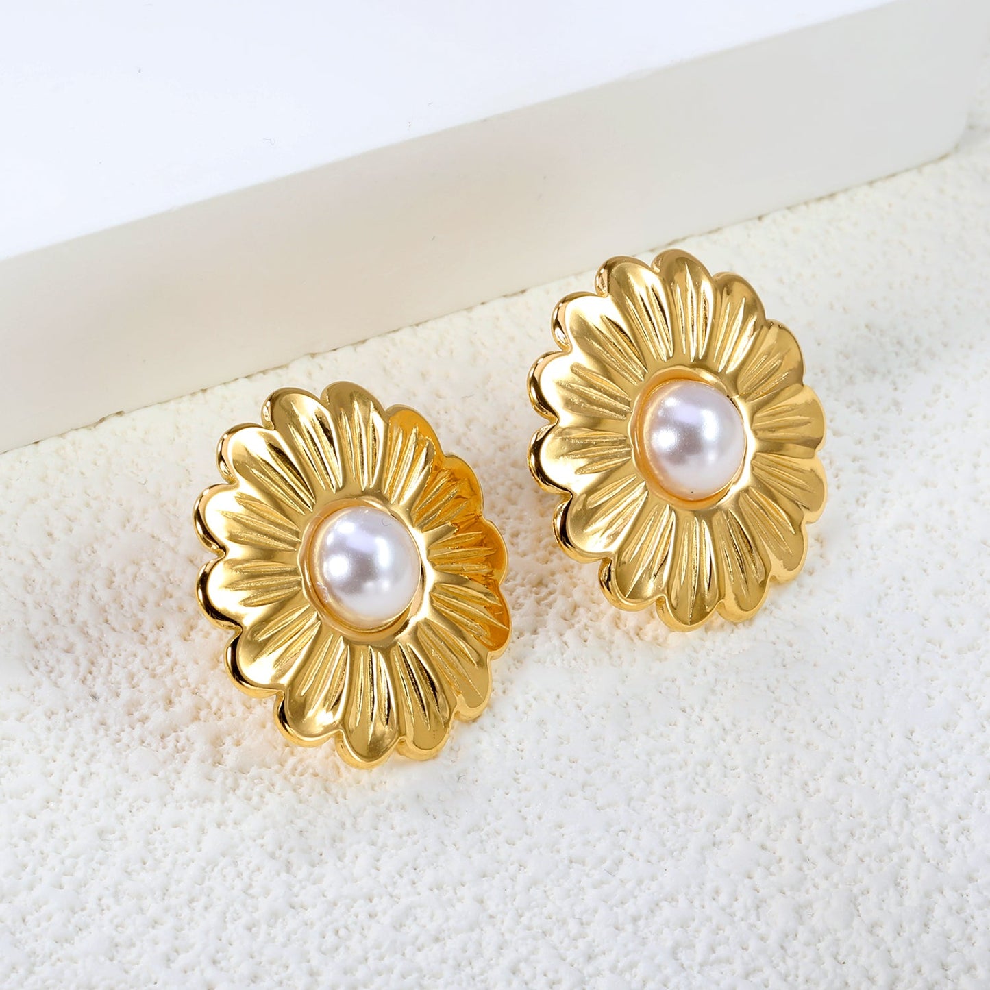 Daisy Dream Bead Studs