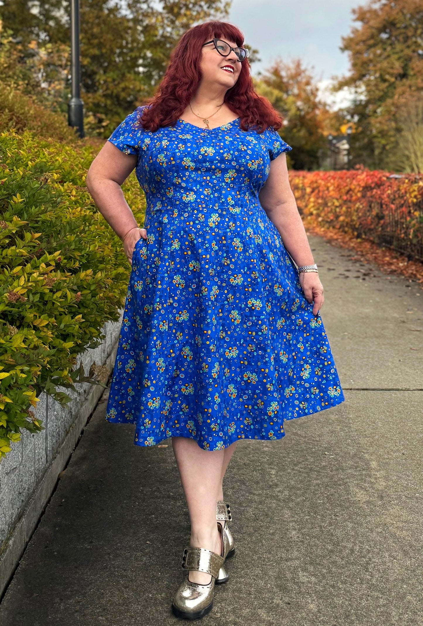 Yvonne - Hypdotic - Abstract Dot Dress