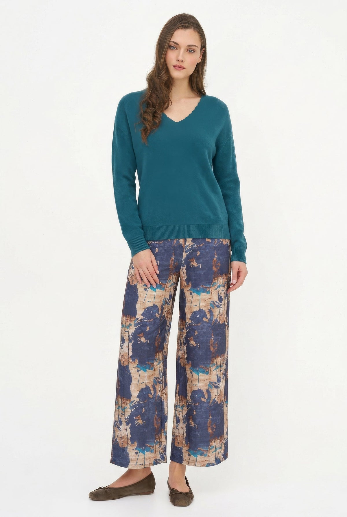 Women's Knit Scalloped V-Neck Tunic-Length Sweater, with Long Sleeves