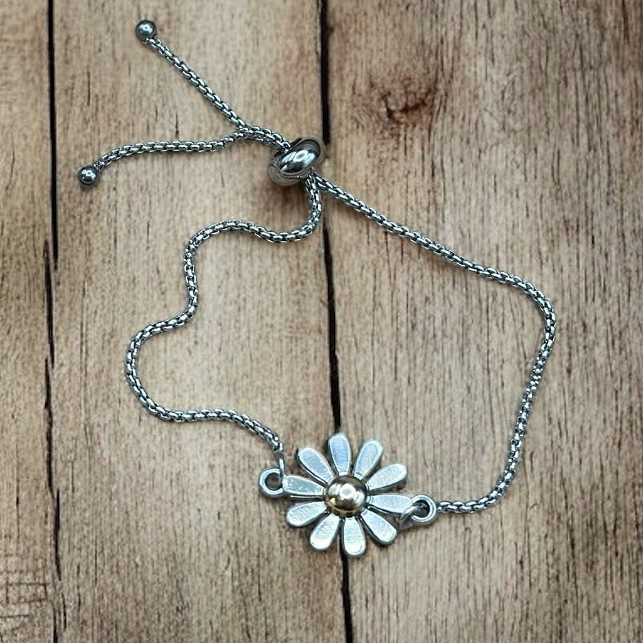 Adjustable Bracelet - Daisy
