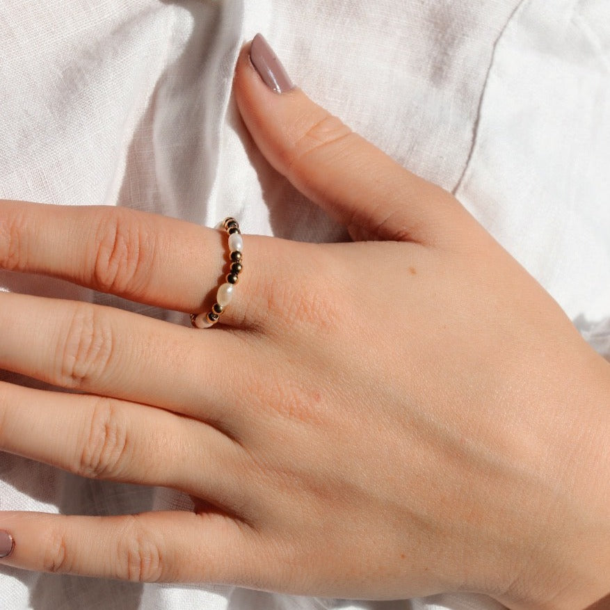 Pearl Adjustable Ring