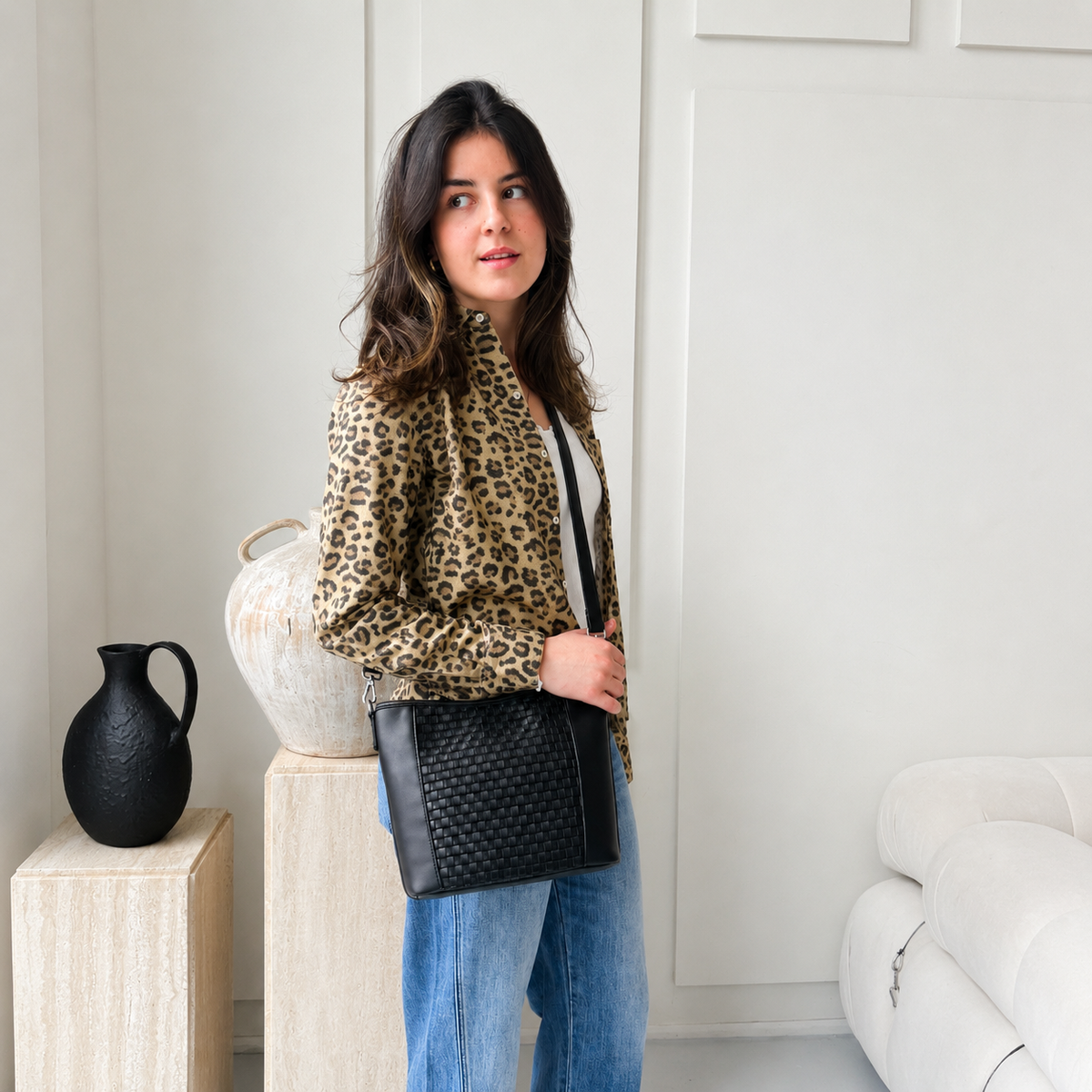 Amber Crossbody