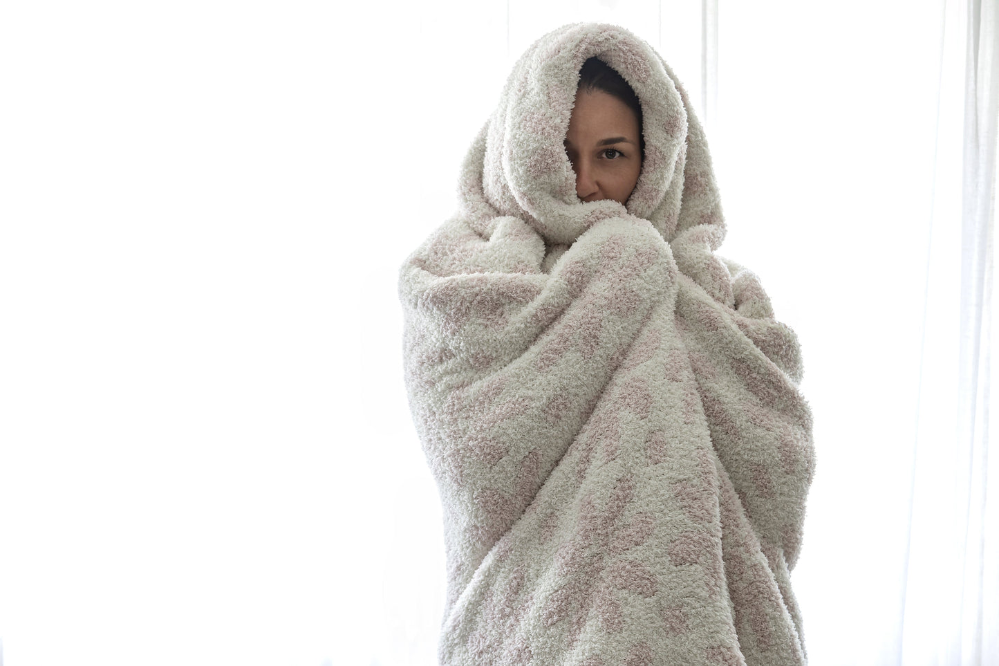 Hushed Violet & Baby's Breath Daisy Print Extended Throw