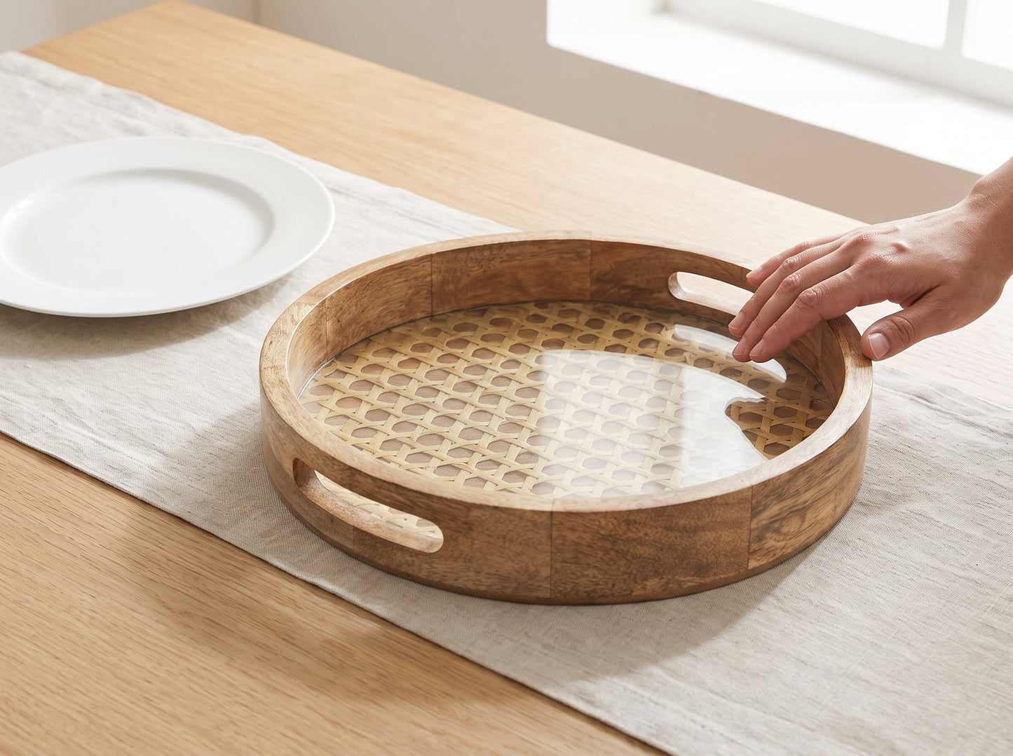 Round Tray with Rattan Mat