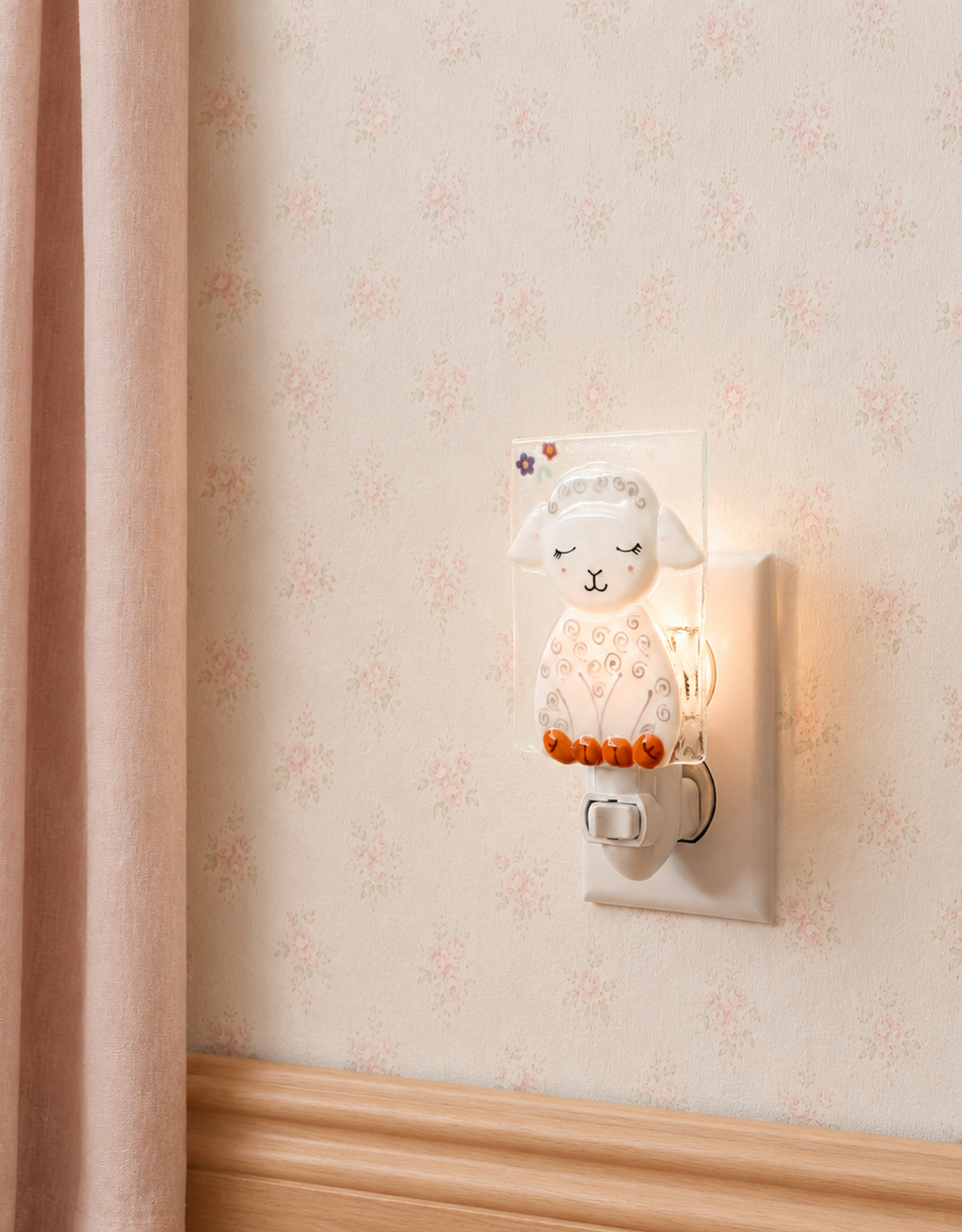Night Light - Theo the Lamb - Veille sur toi