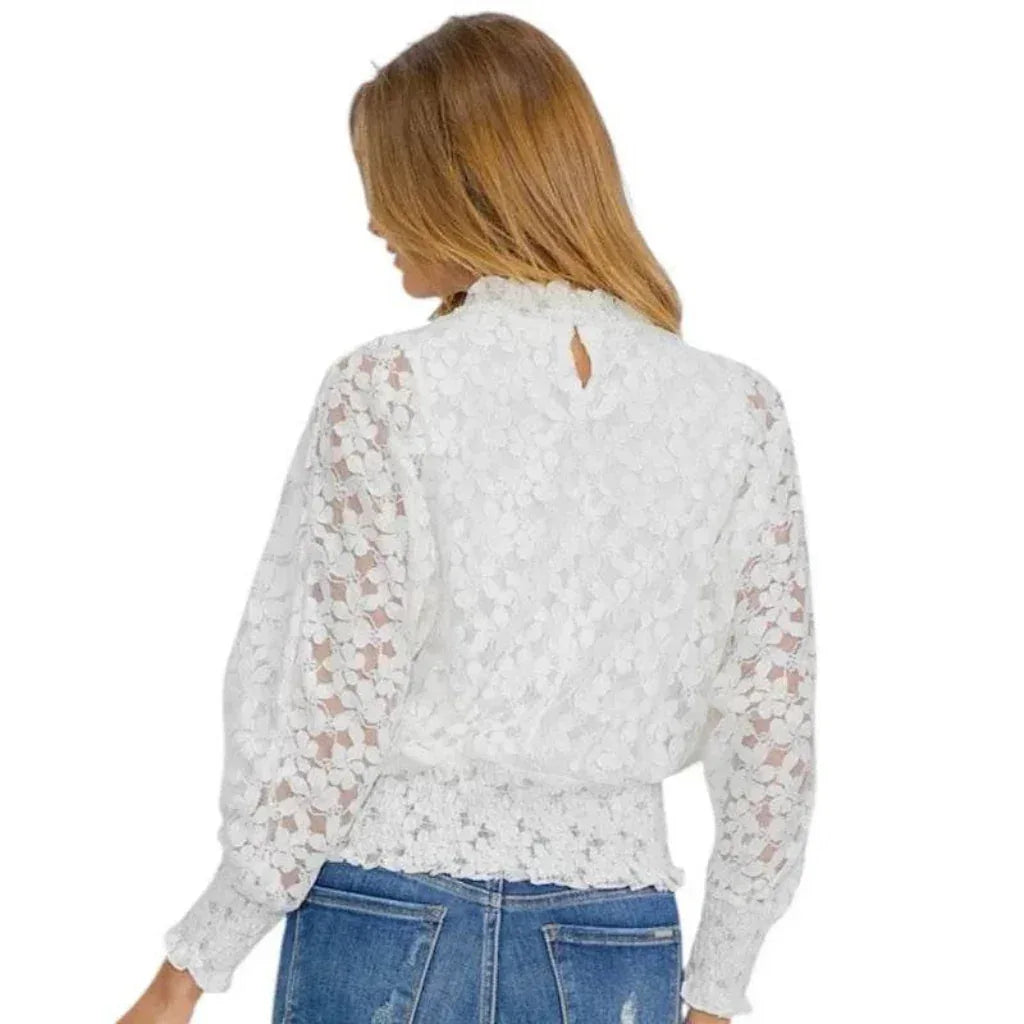 Blouse en dentelle