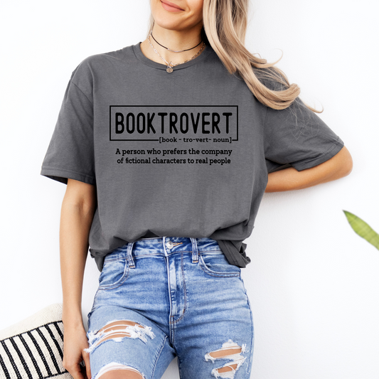 Booktrovert T-Shirt