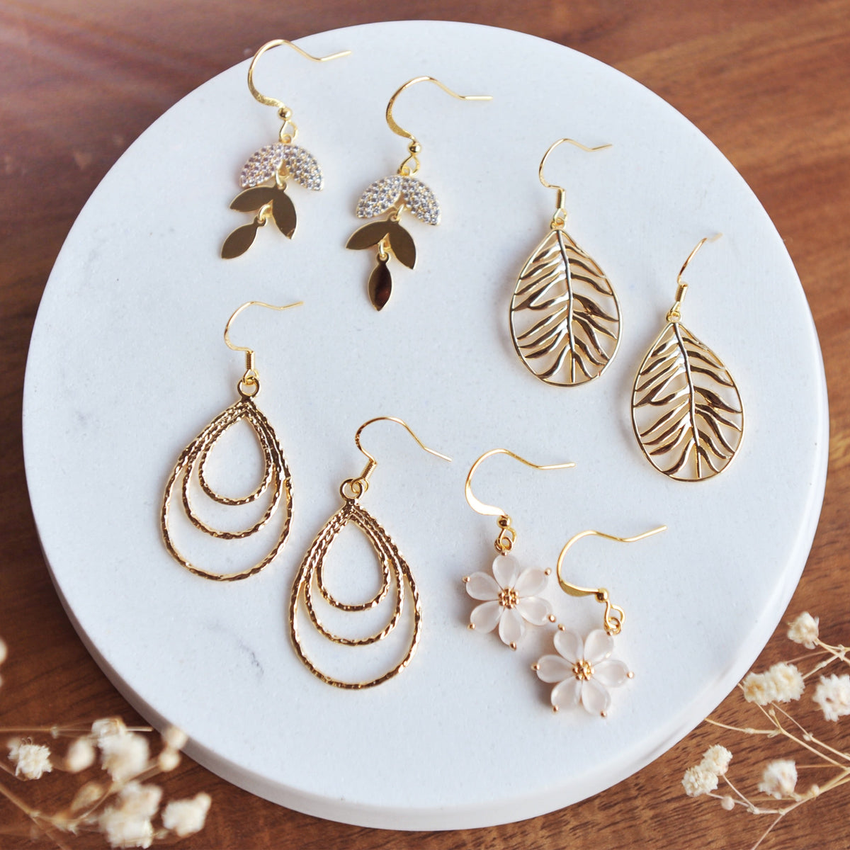 BIANCA Pretty Dangle Leaf Earrings with cubic zirconias