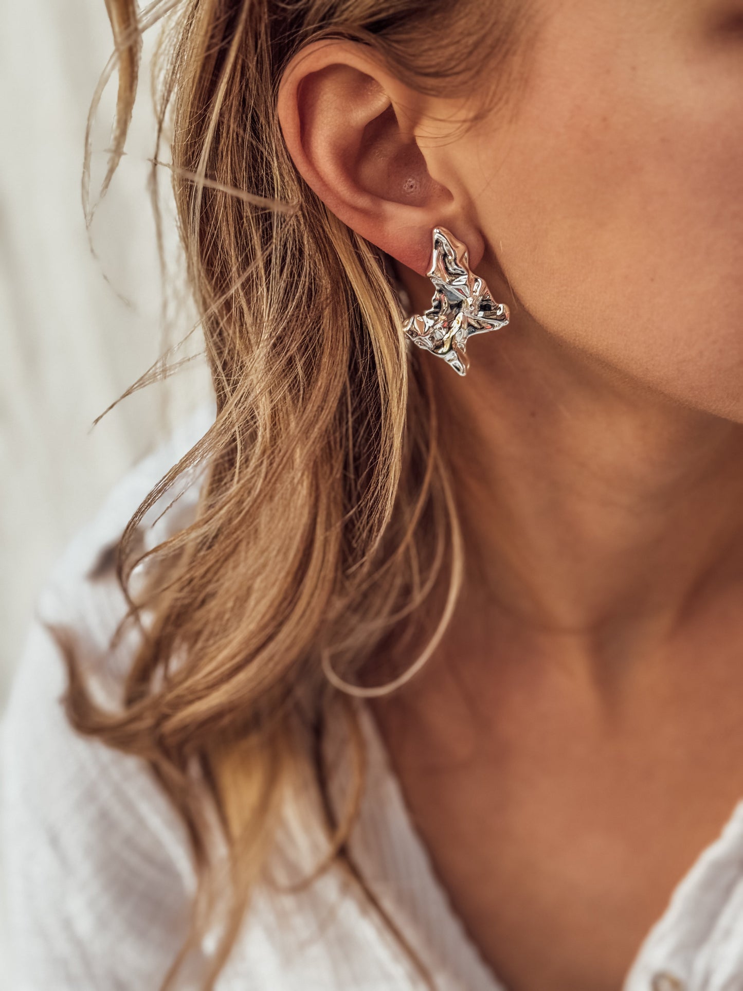 The River Studs In Gold And Silver