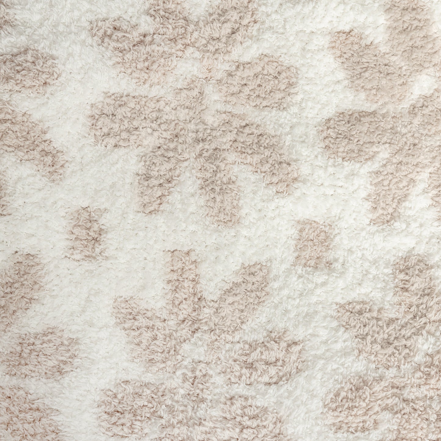 Daisy Print Blushing Beige and White Extended Throw