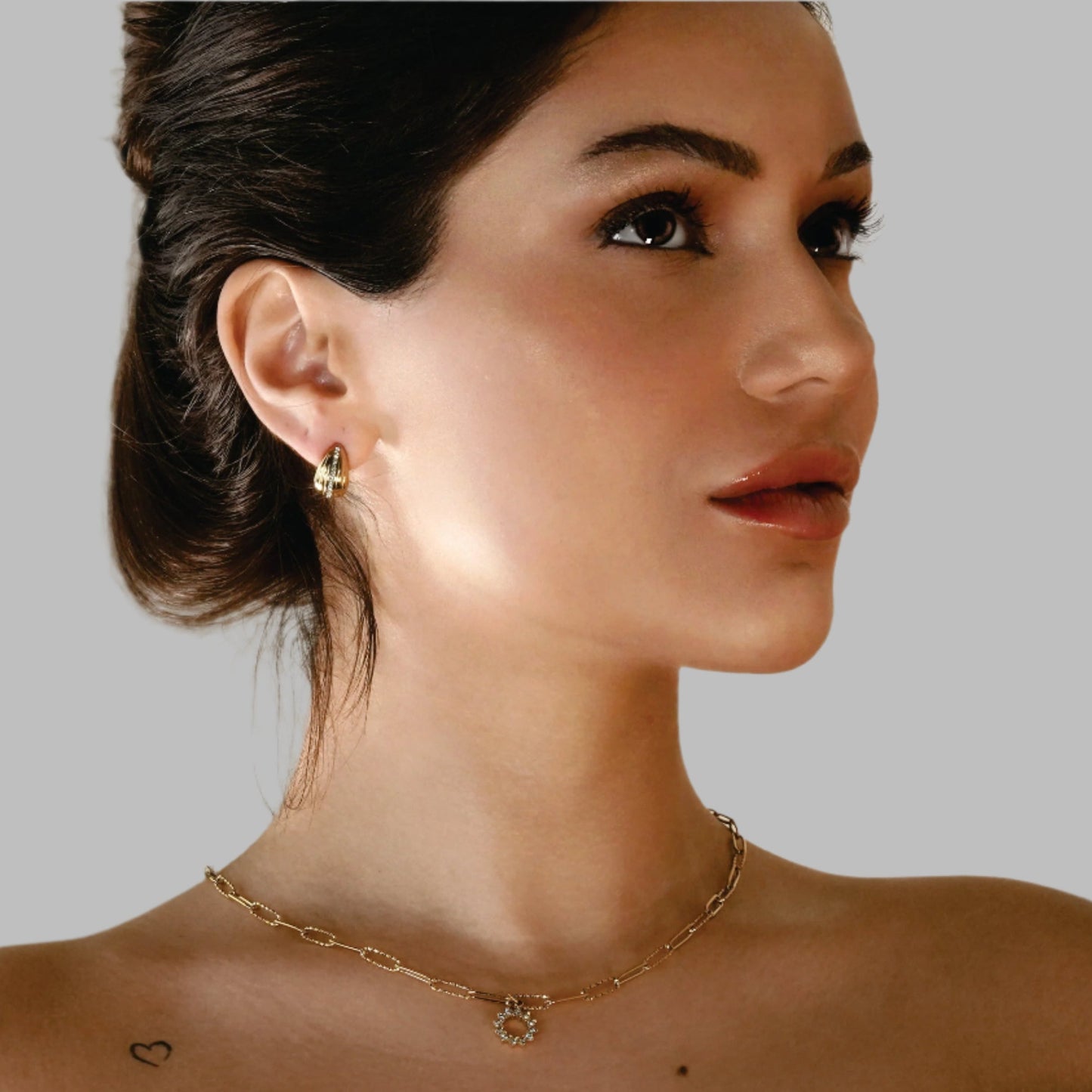 FERNDALE: Stud Earrings with Textured Lines