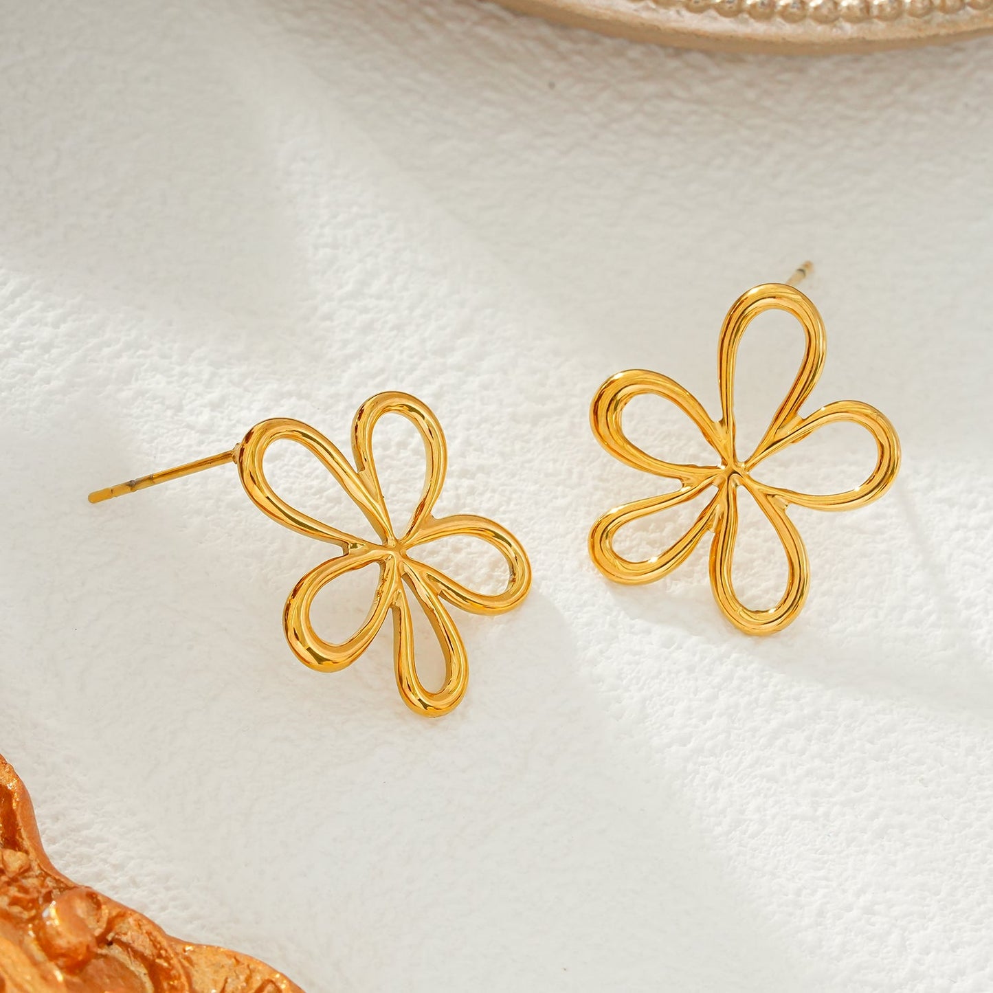 Floral Fun Stud Earrings – A Bloom of Playful Elegance