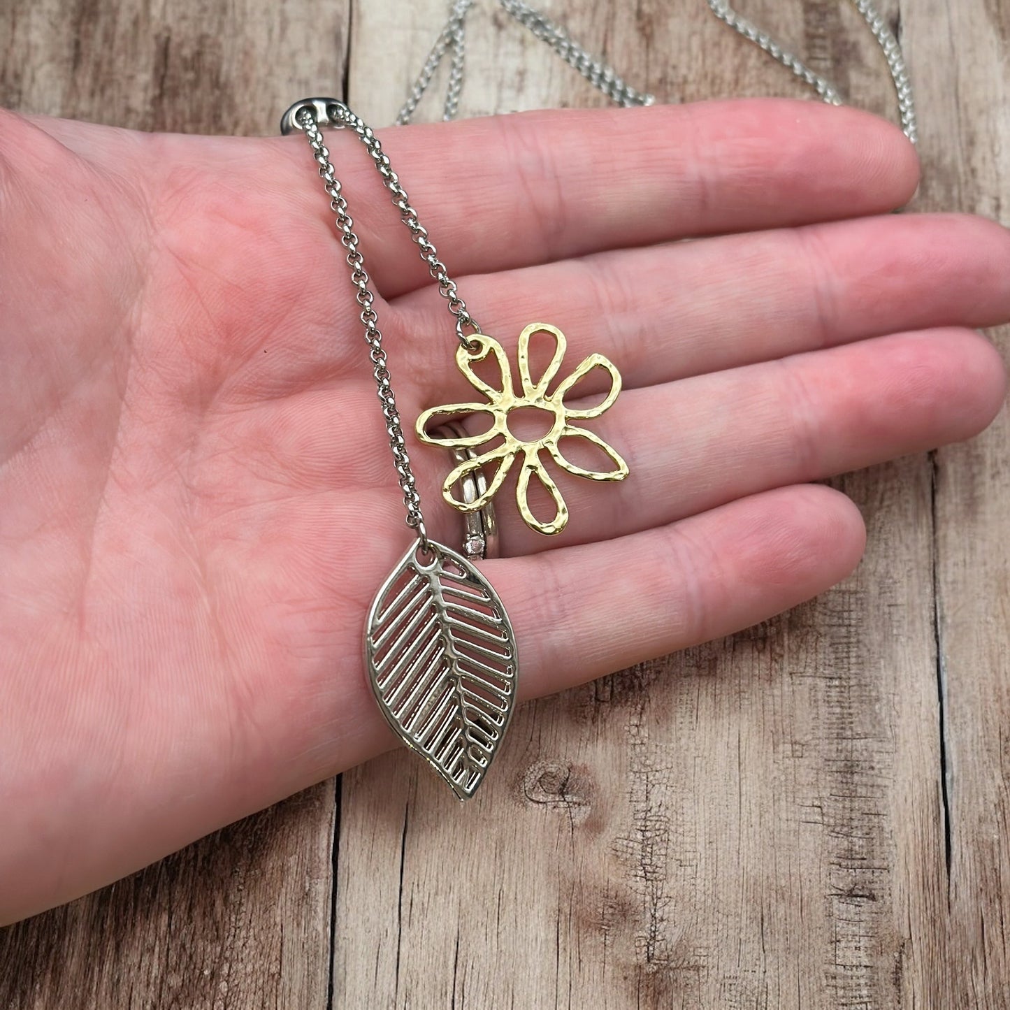 Flower & Leaf Necklace