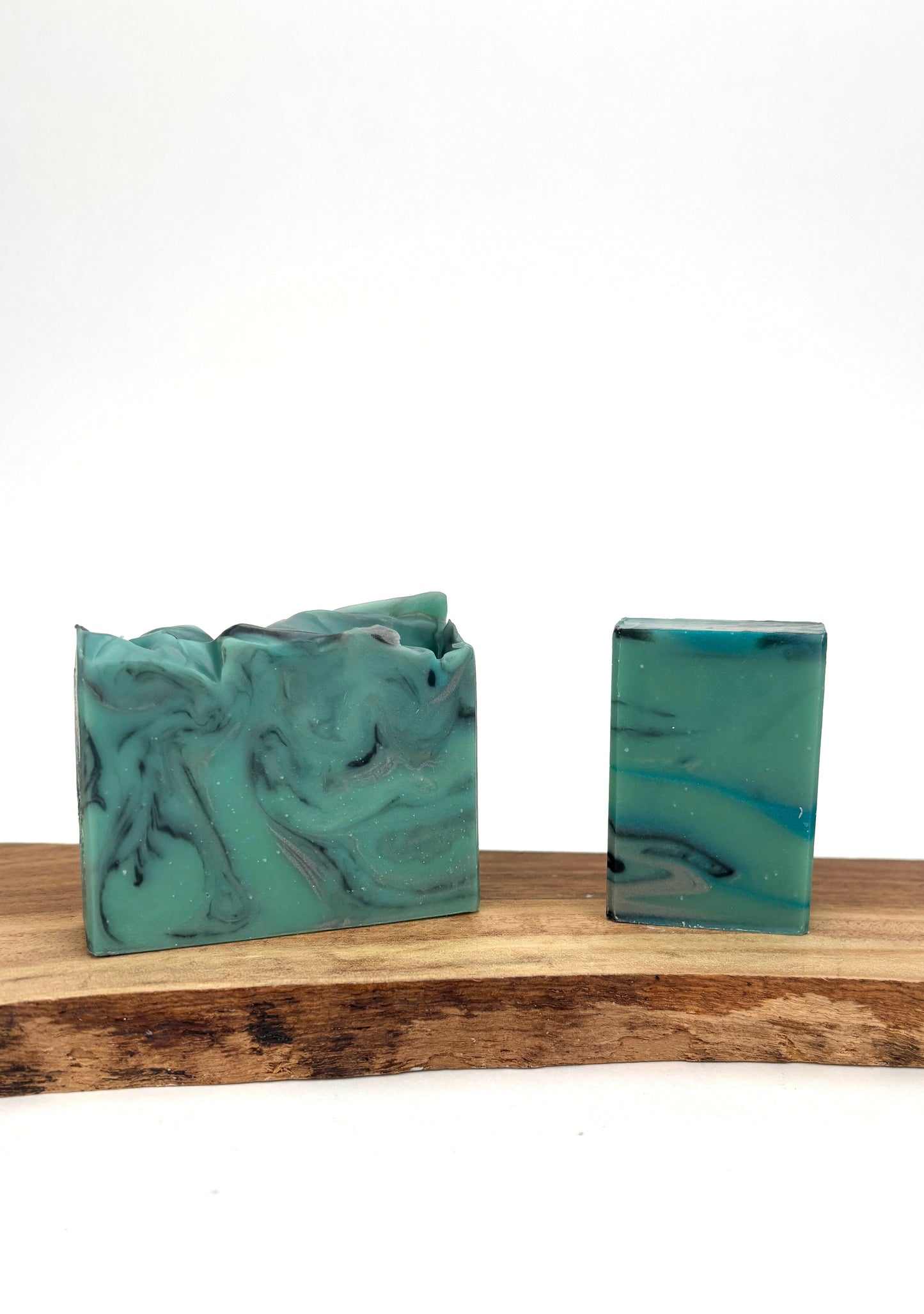 Storm Watching |  Amber + Black Current + Vetiver
