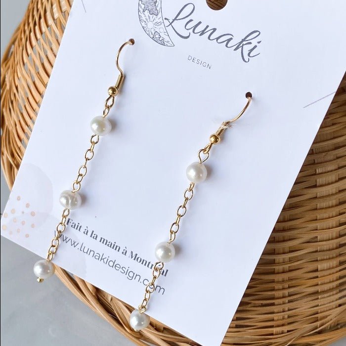 TRIPLE | Boucles d'oreilles avec trois perles d'eau douce