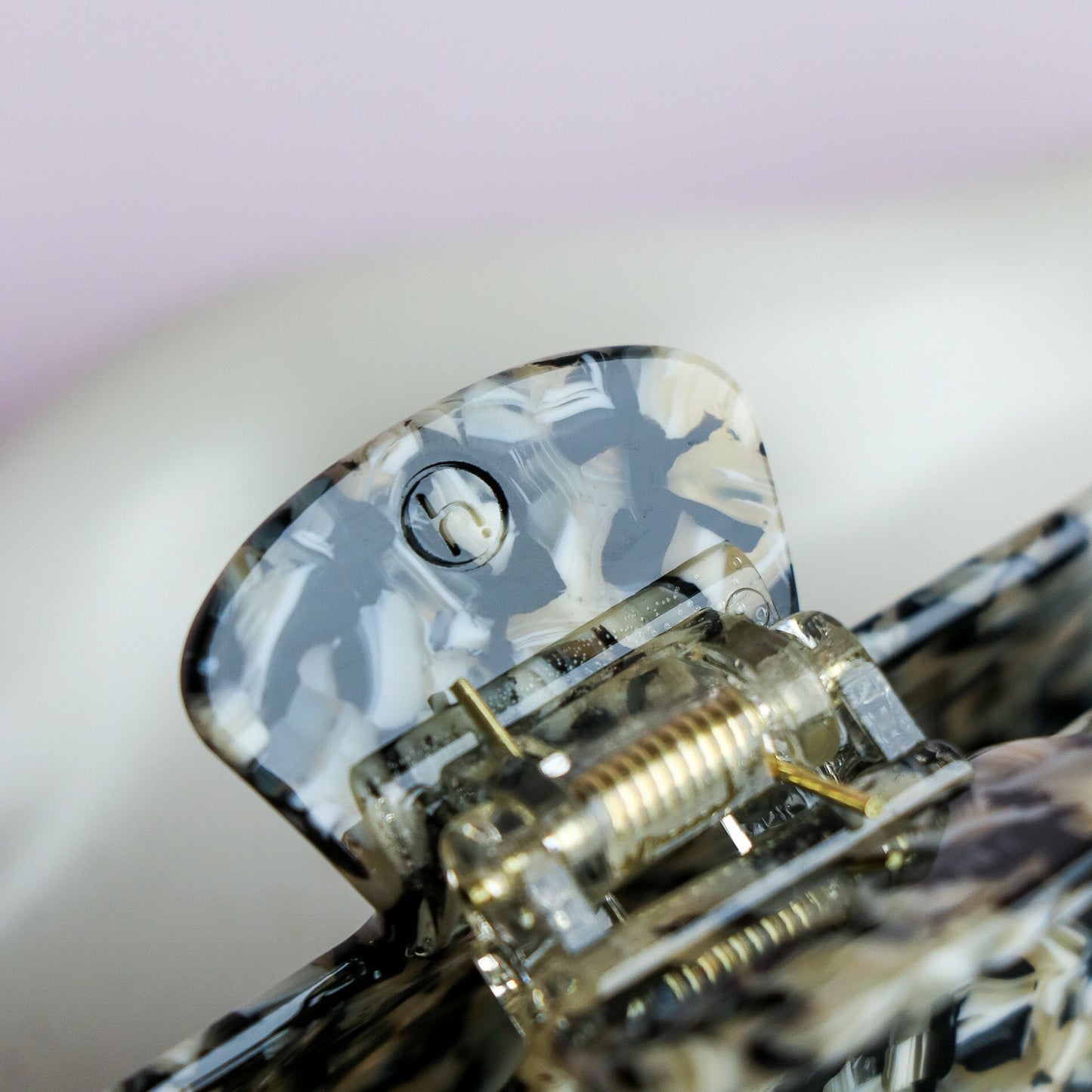 La Dalila - Noire et beige