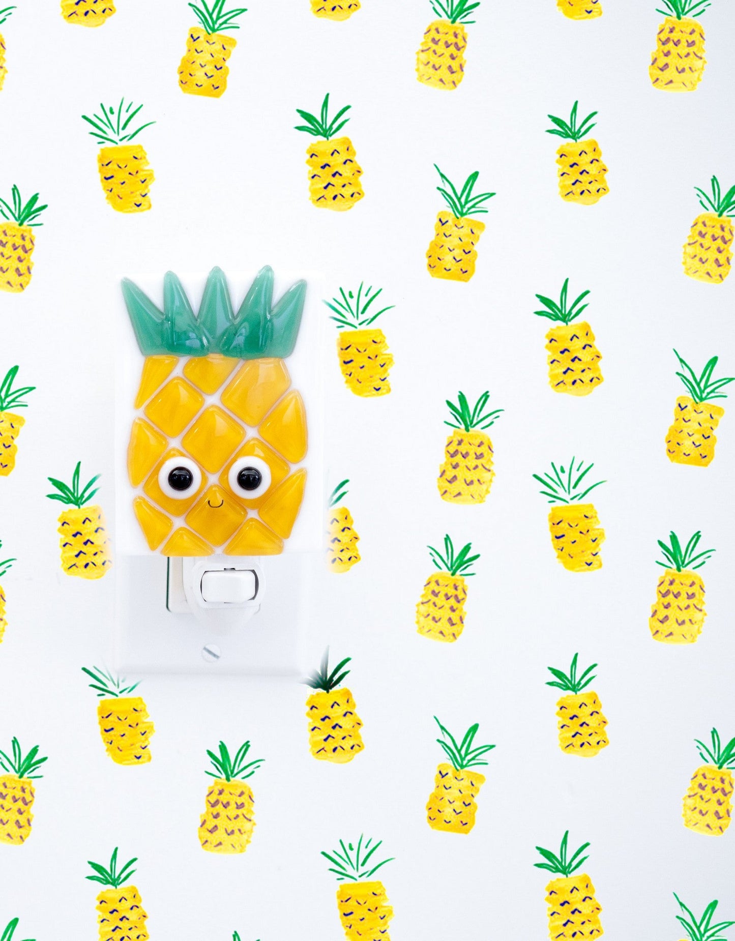 Night Light - Eduardo The pineapple - Veille sur toi