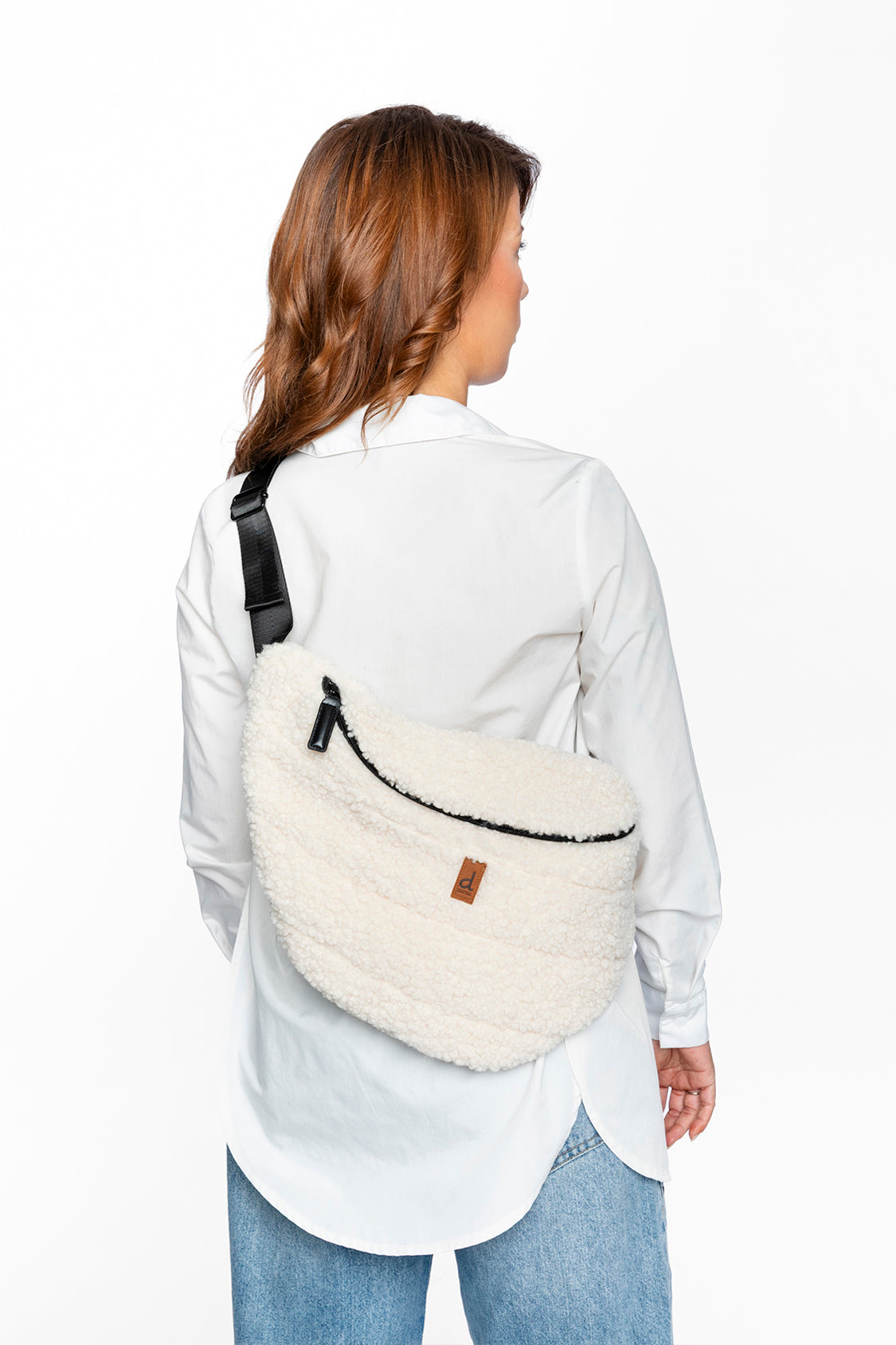 Changing Sling Bag Off-White