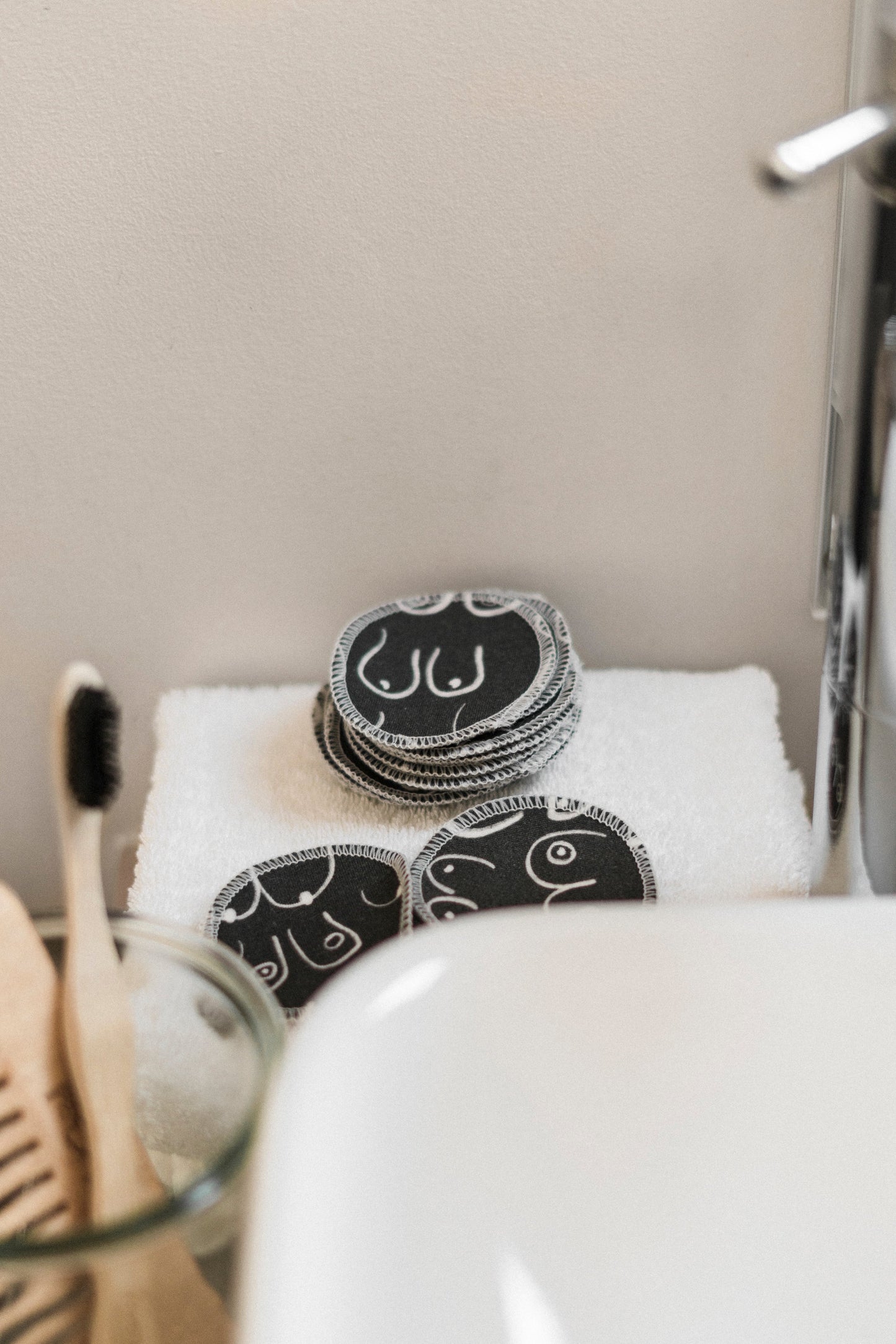 Cotton Rounds - Woman Series (Black)