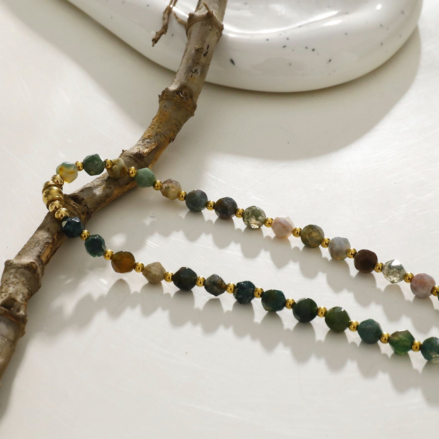 JULIETTA: Indian Agate Stones & Gold Beaded Necklace
