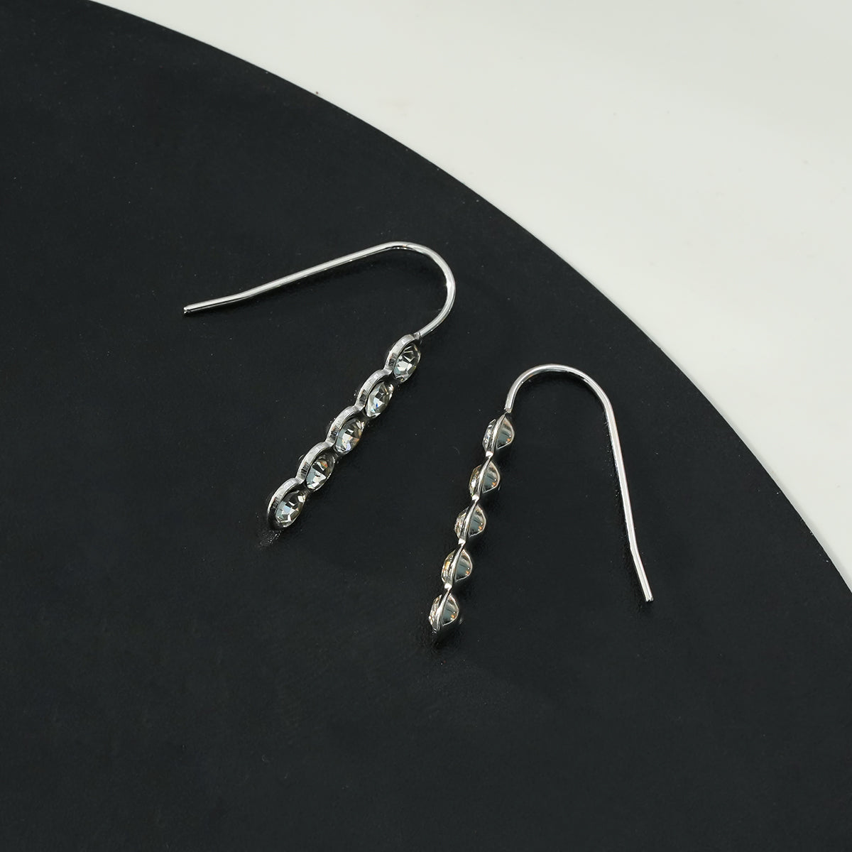 PELLA Silver (White Gold): Minimalist Moissanite Row Stud Earrings