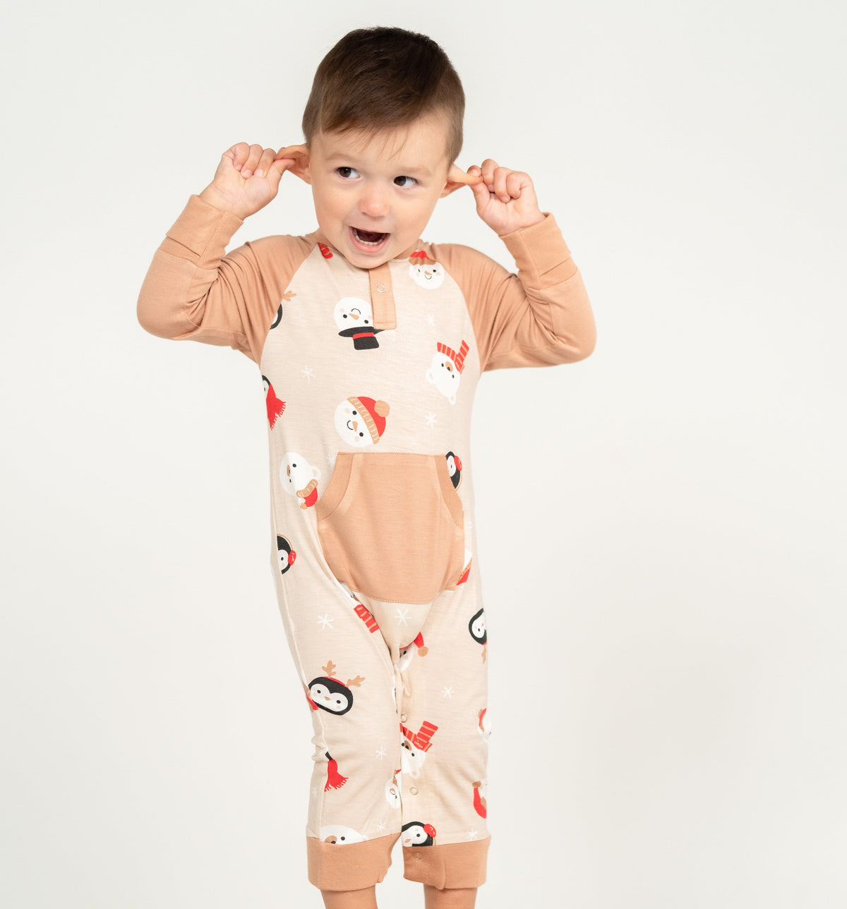 Bamboo L/S Romper w/Kangaroo pkt (Snowy Faces Print)
