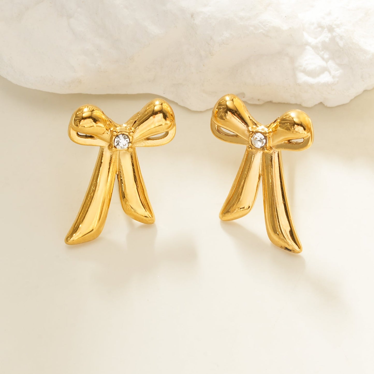 Bow Stud Earrings with Solitaire Zirconia – Dainty & Chic Everyday Jewelry