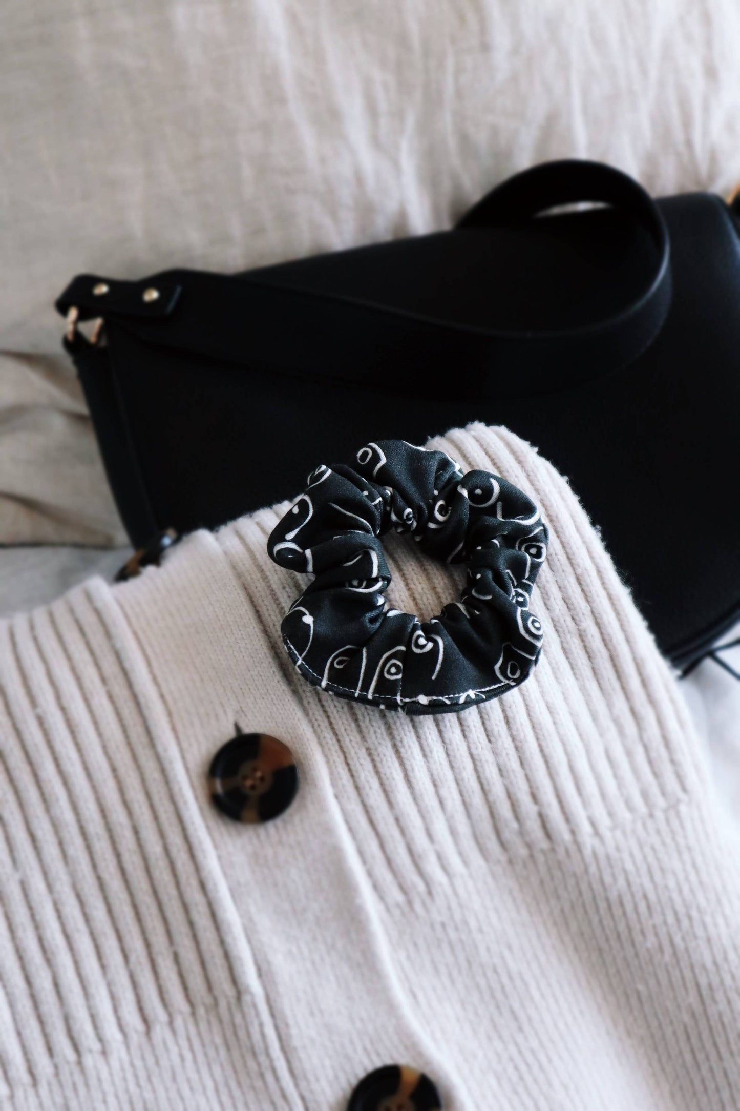 Hair Scrunchie - Woman Series