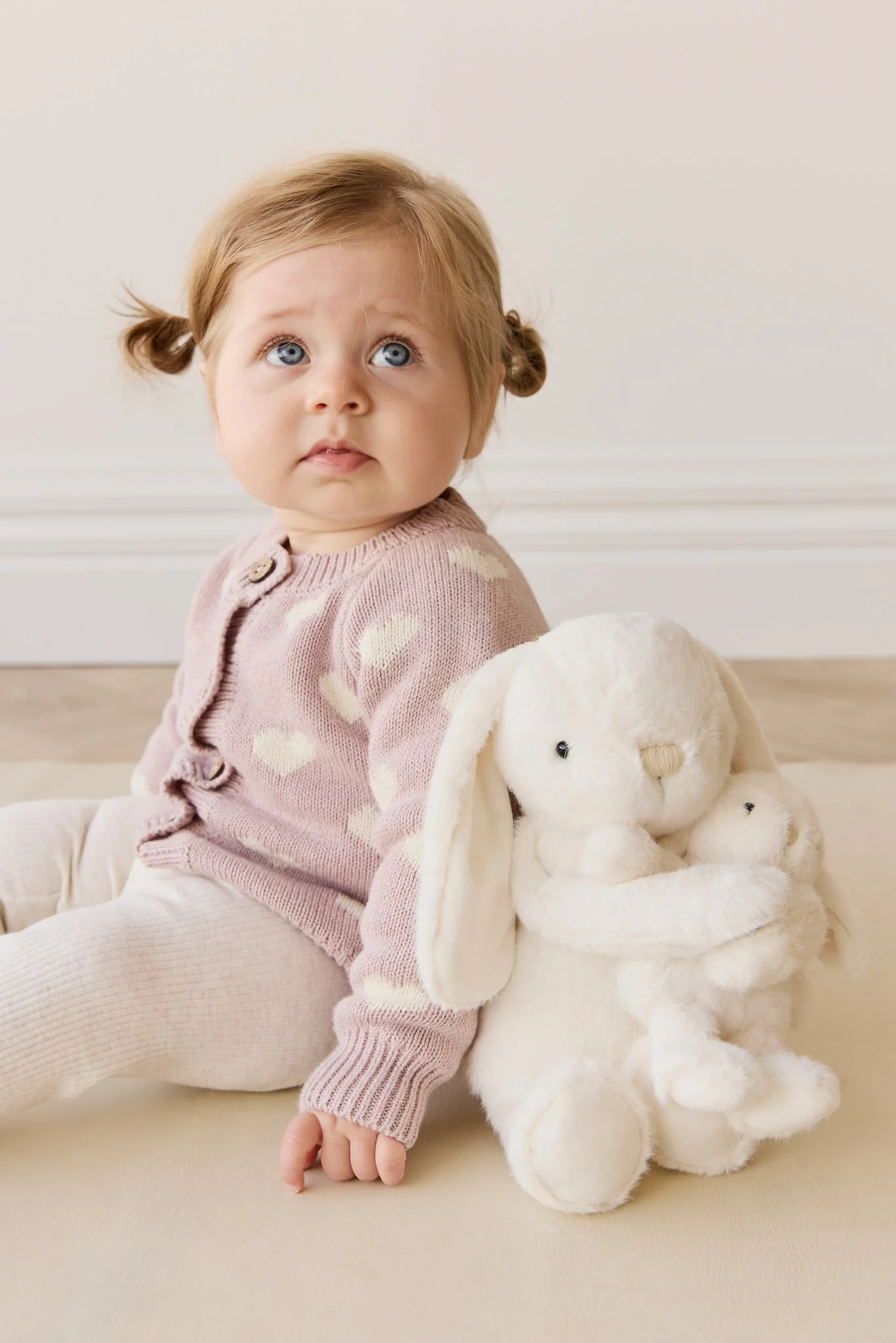 Plush - Frankie the Hugging Bunny - Marshmallow - Snuggle Bunnies