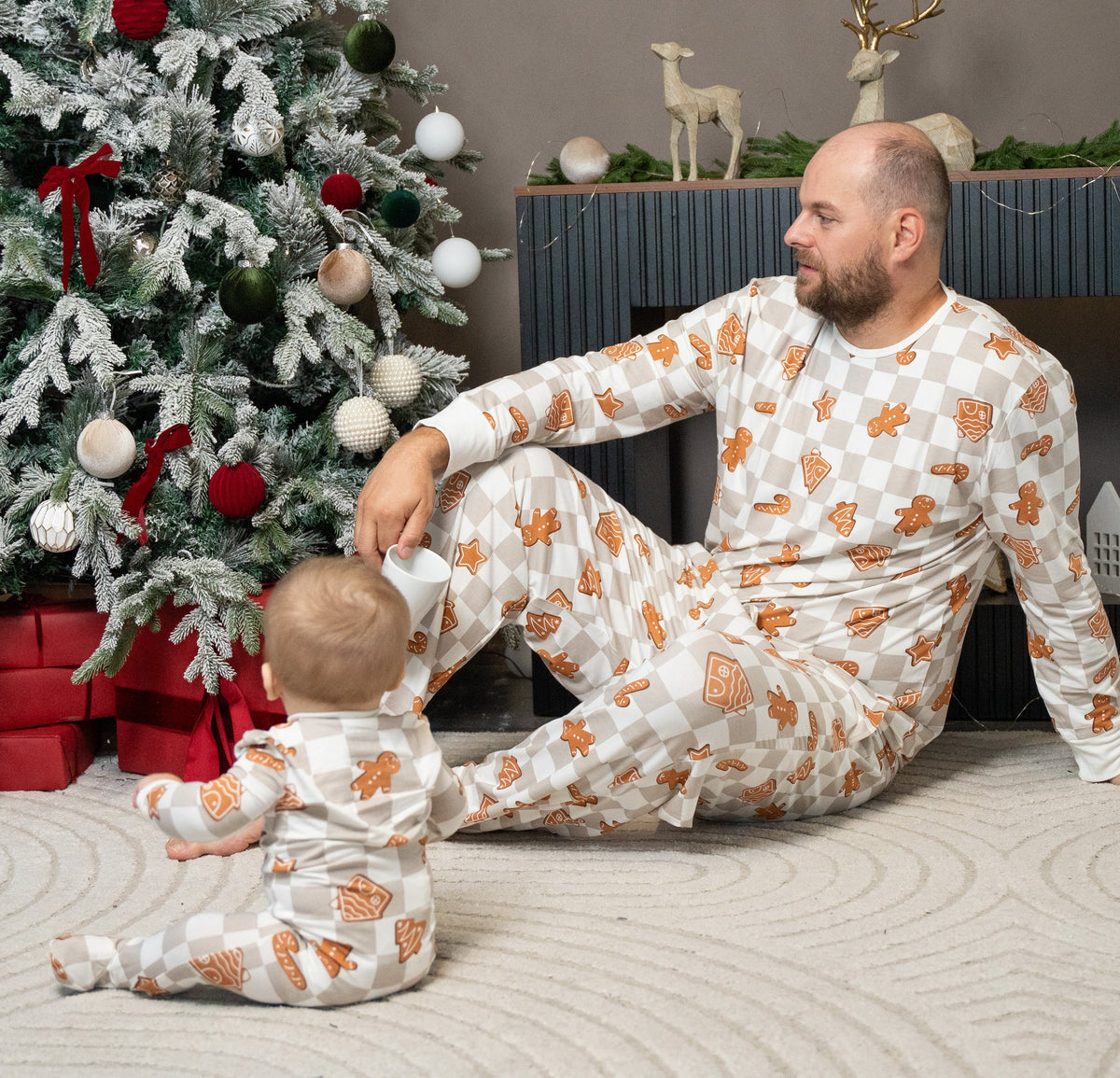 Bamboo Two Way Zipper Footies (Gingerbread Party Print)