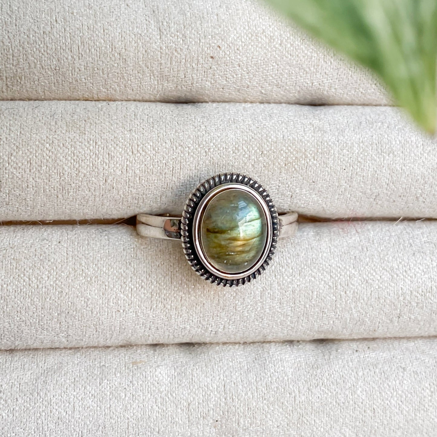 Bague en argent sterling 925 et Labradorite | MORGANE