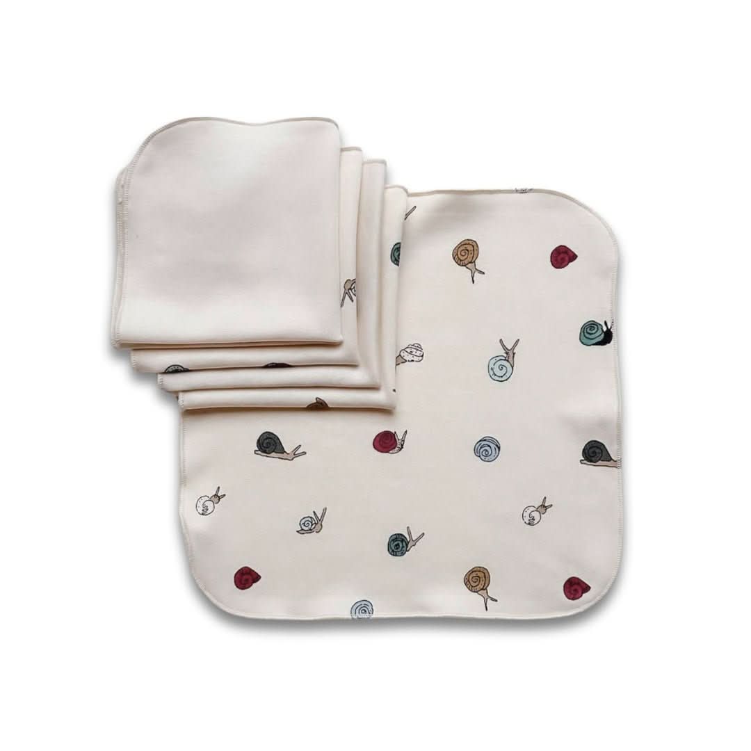 Bamboo Baby Capsule Gift Box | Ditsy Snails & Cream