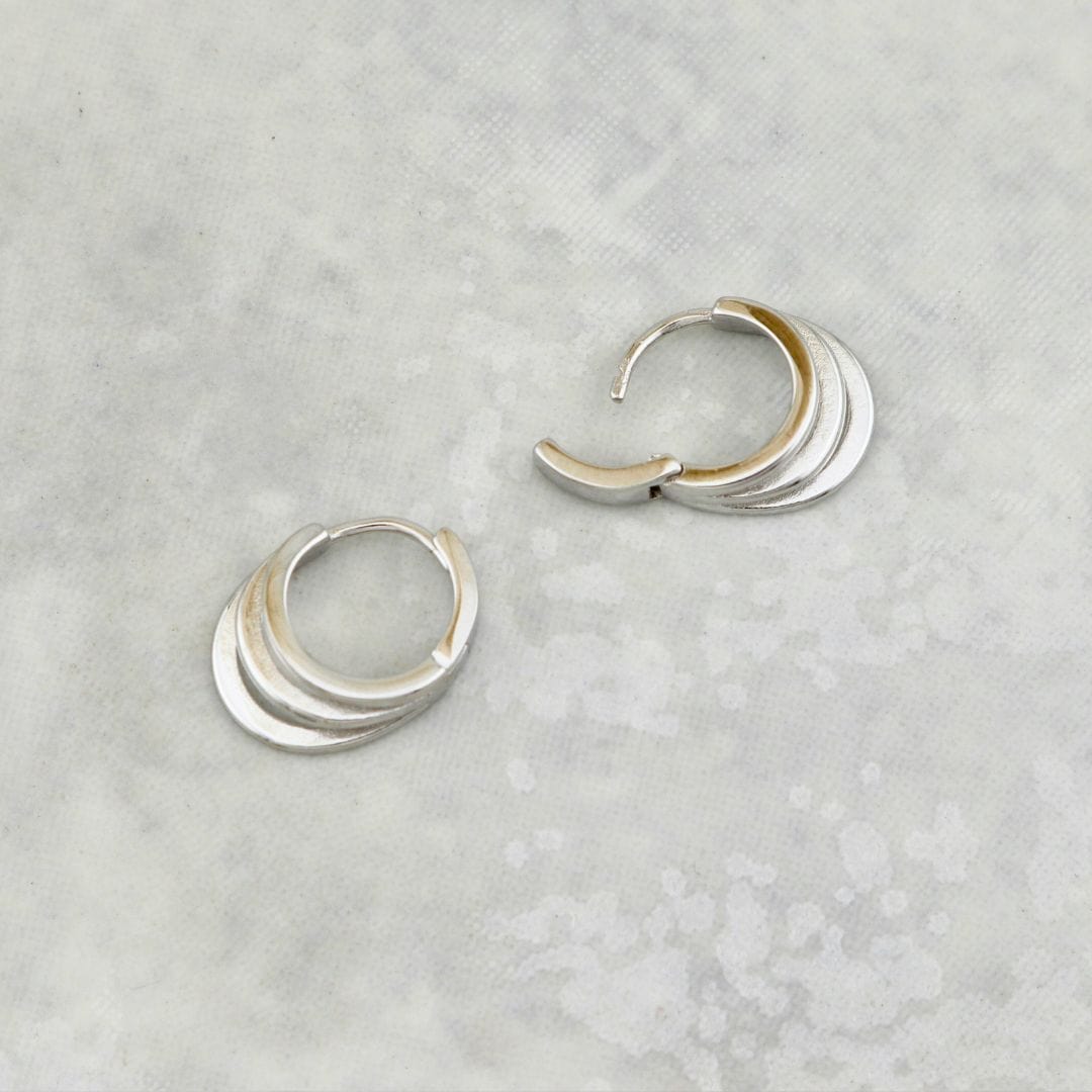 Boucles d'oreilles Huggies 3 rangs en argent sterling