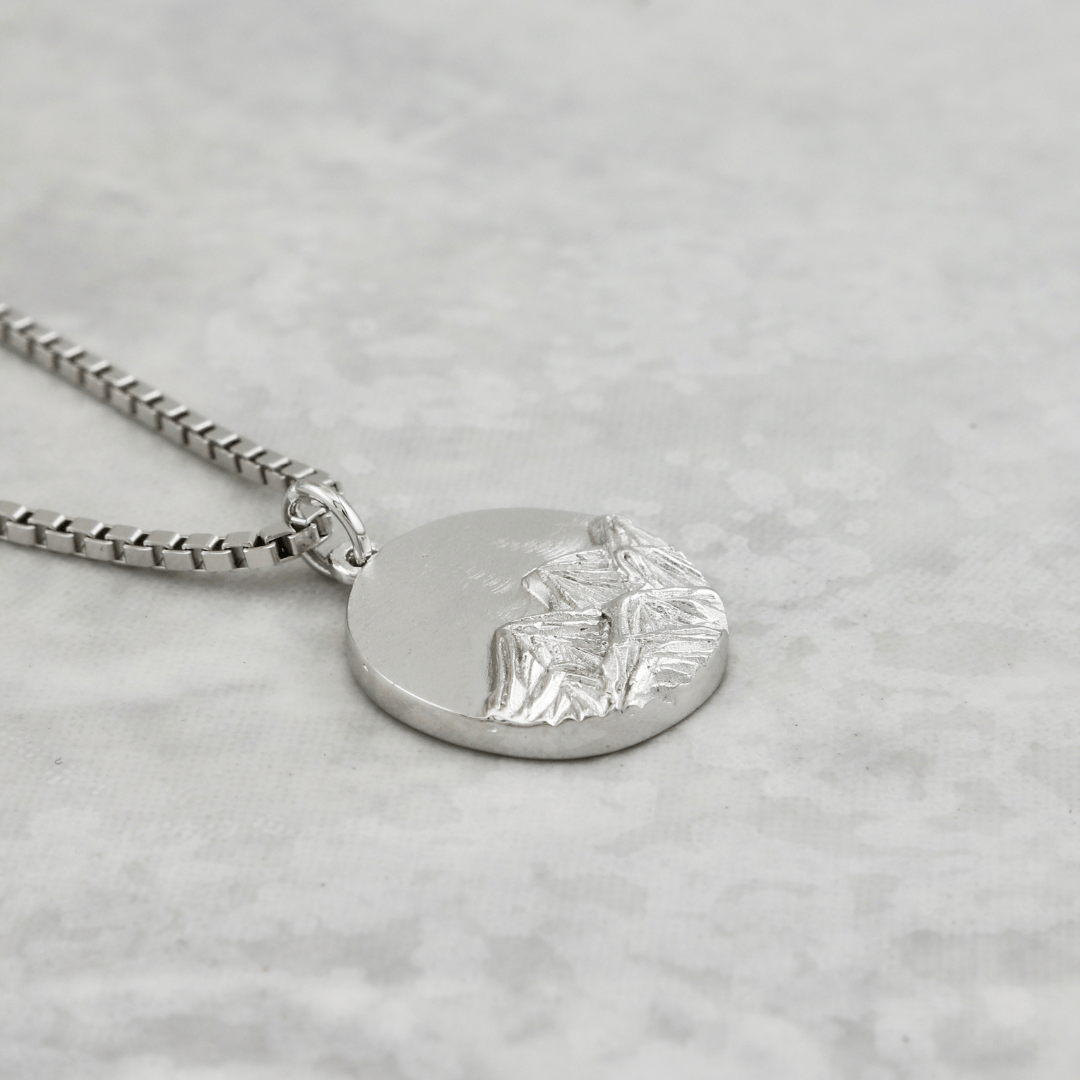 Collier Rocheuses canadiennes en argent sterling