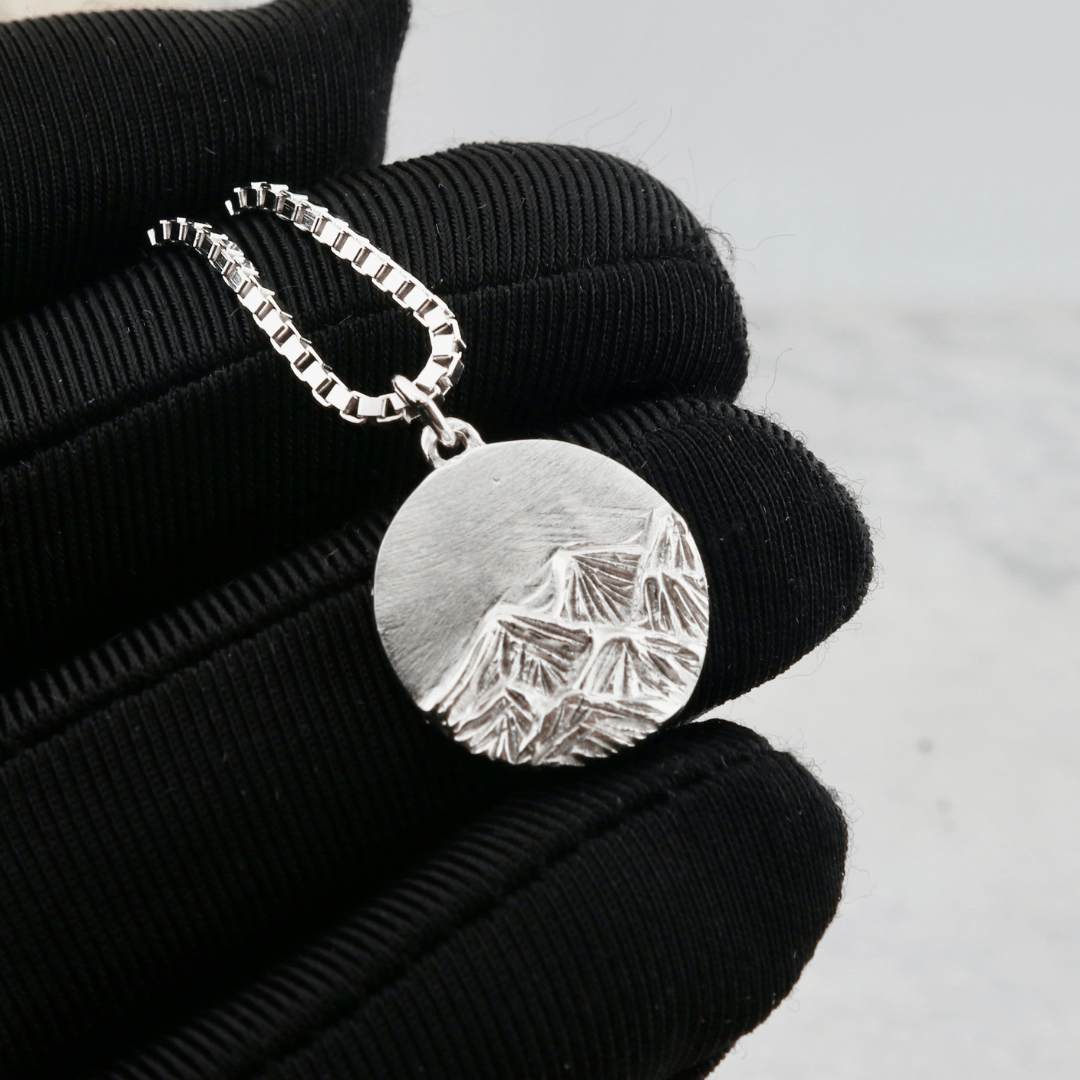 Collier Rocheuses canadiennes en argent sterling