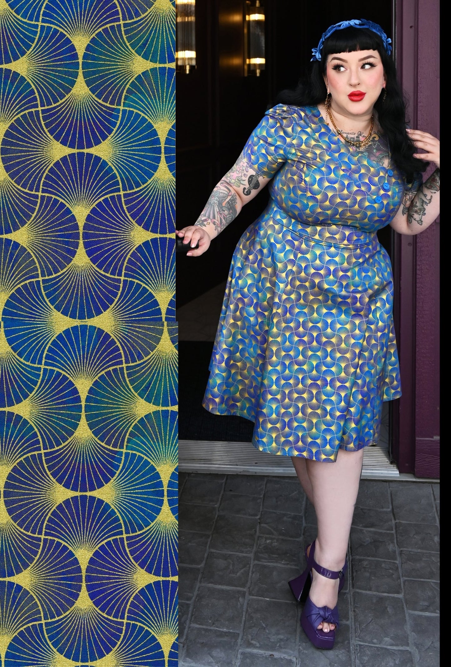 Kim  - Deco D'or Bleu - Metallic Fan Print Dress