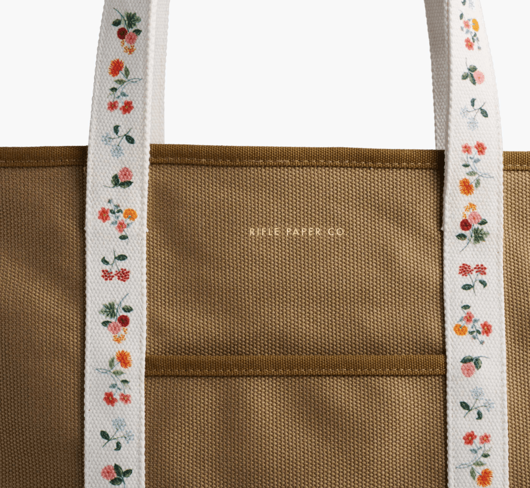 Ditsy Dahlia Canvas Carry All