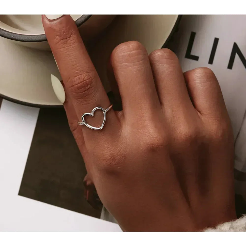Sterling Silver Minimal Heart Band Ring