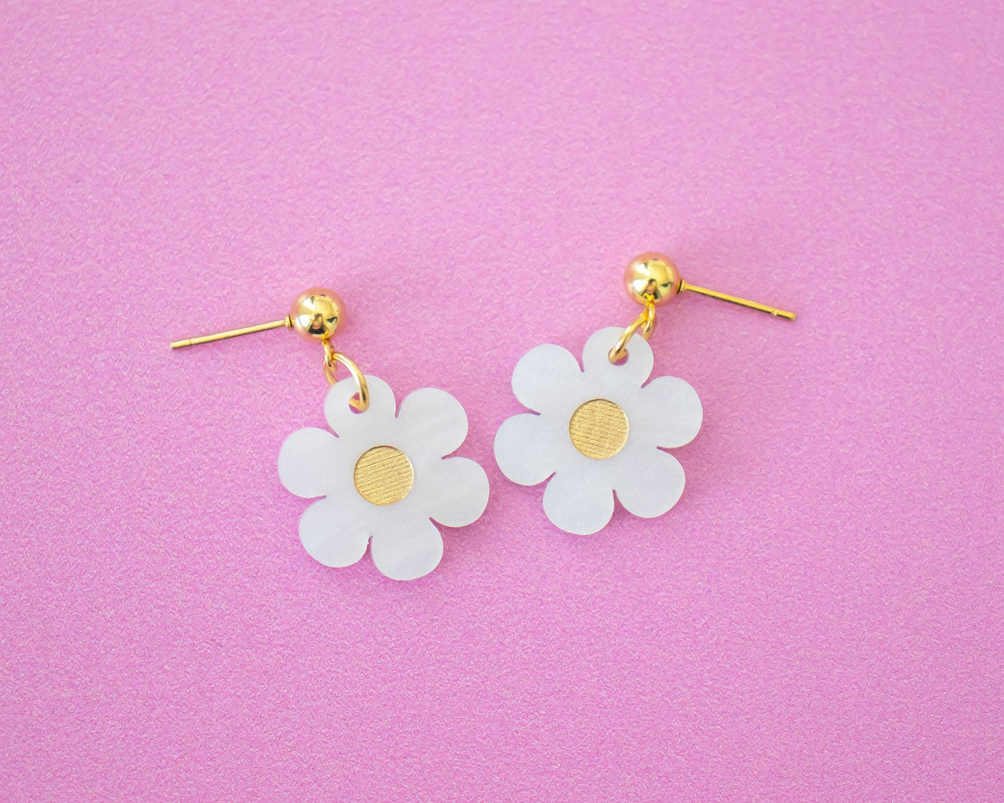 Small White Daisy Earrings
