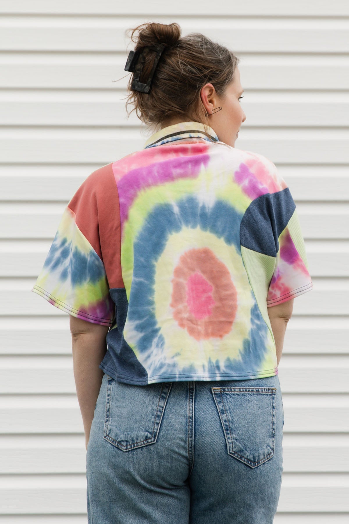 upcycled colourful cropped polo {large}