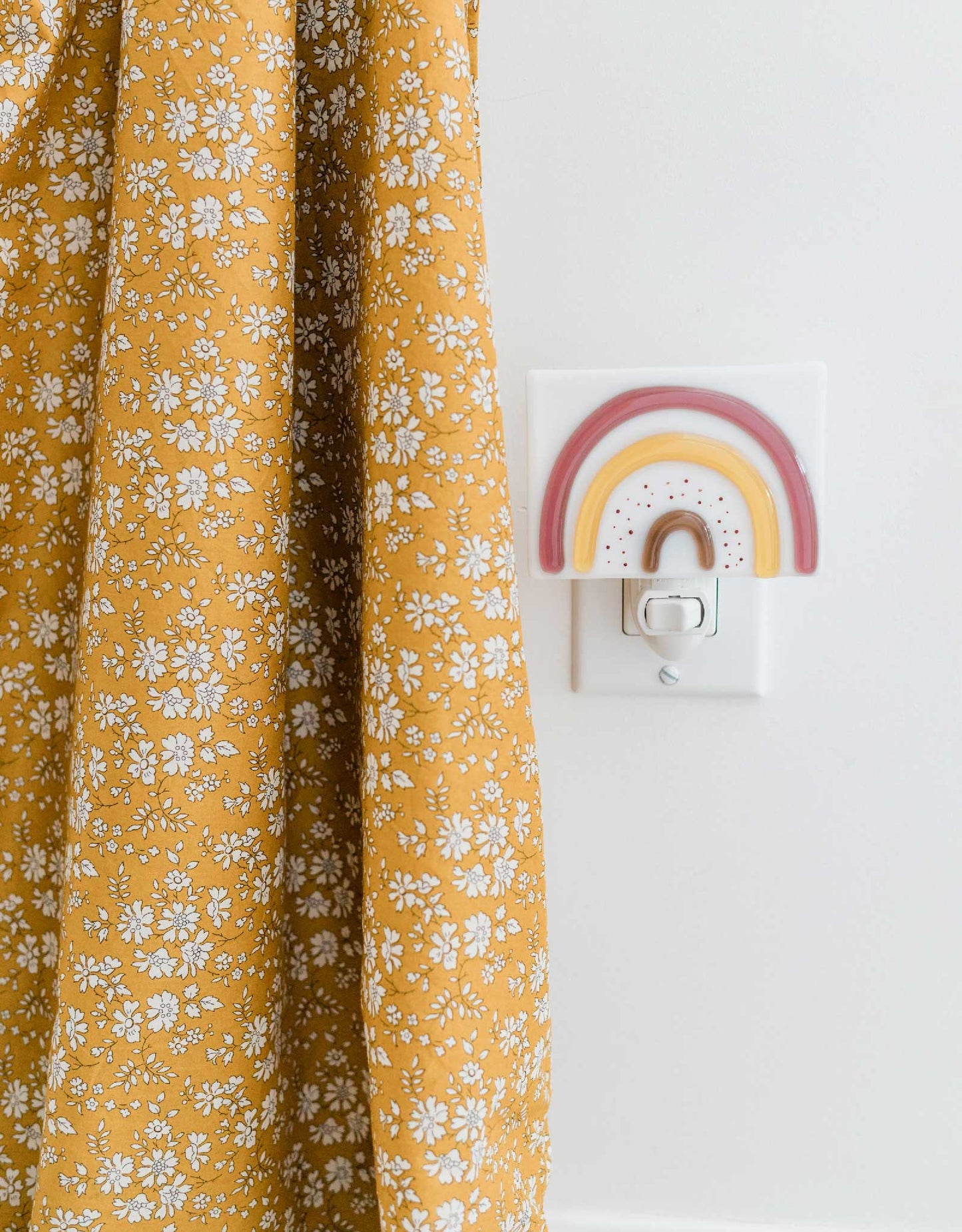Night Light - Rainbow - Vintage Pink - Veille sur toi