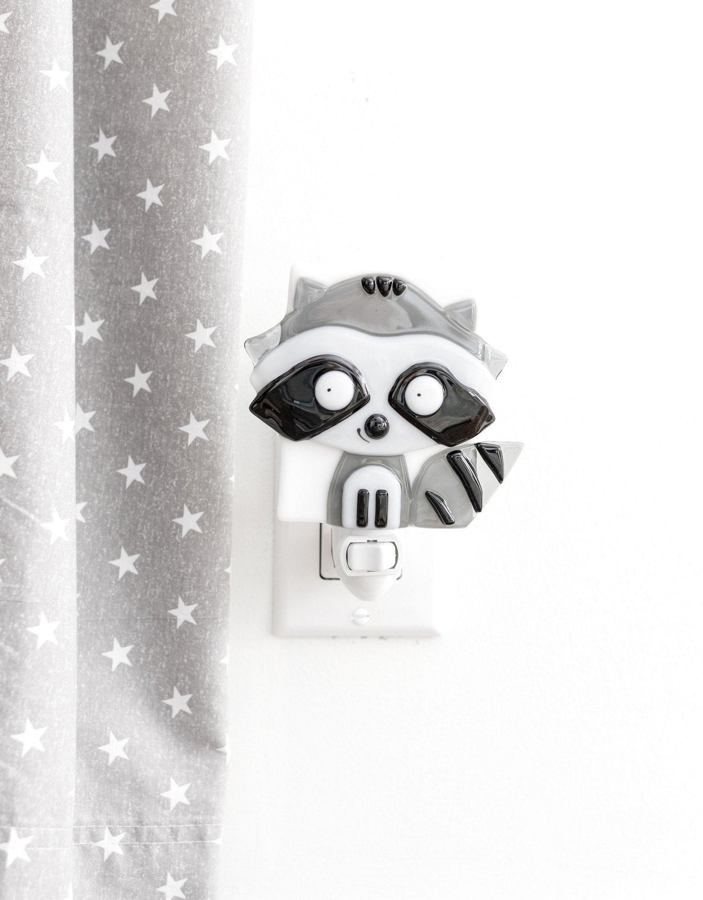 Night Light - Gaston The Raccoon - Veille sur toi